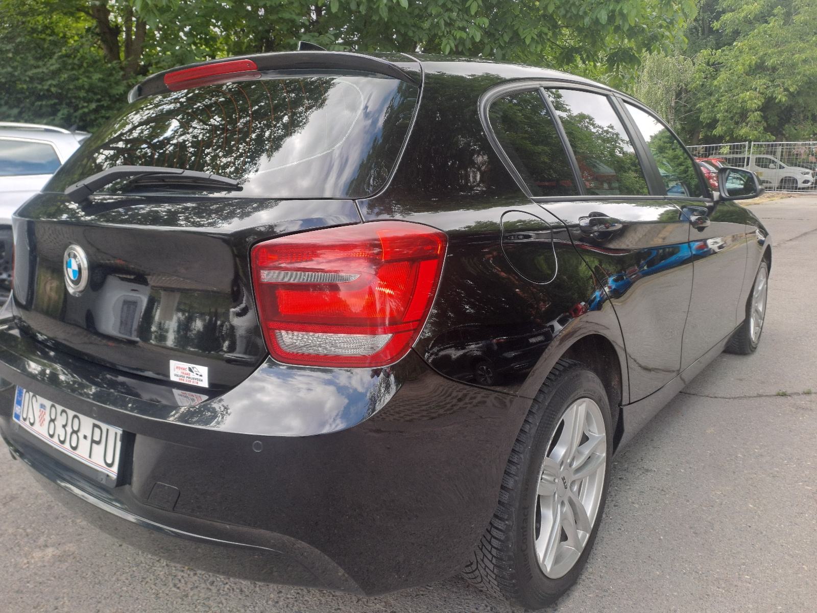 BMW serija 1 116i,2014 .GOD.7699€, fotografija 5