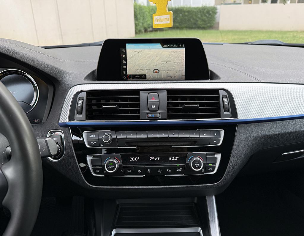 BMW serija 1 116i LCI, M SPORT, LED, NAVI, SENZORI, JAMSTVO !, fotografija 13