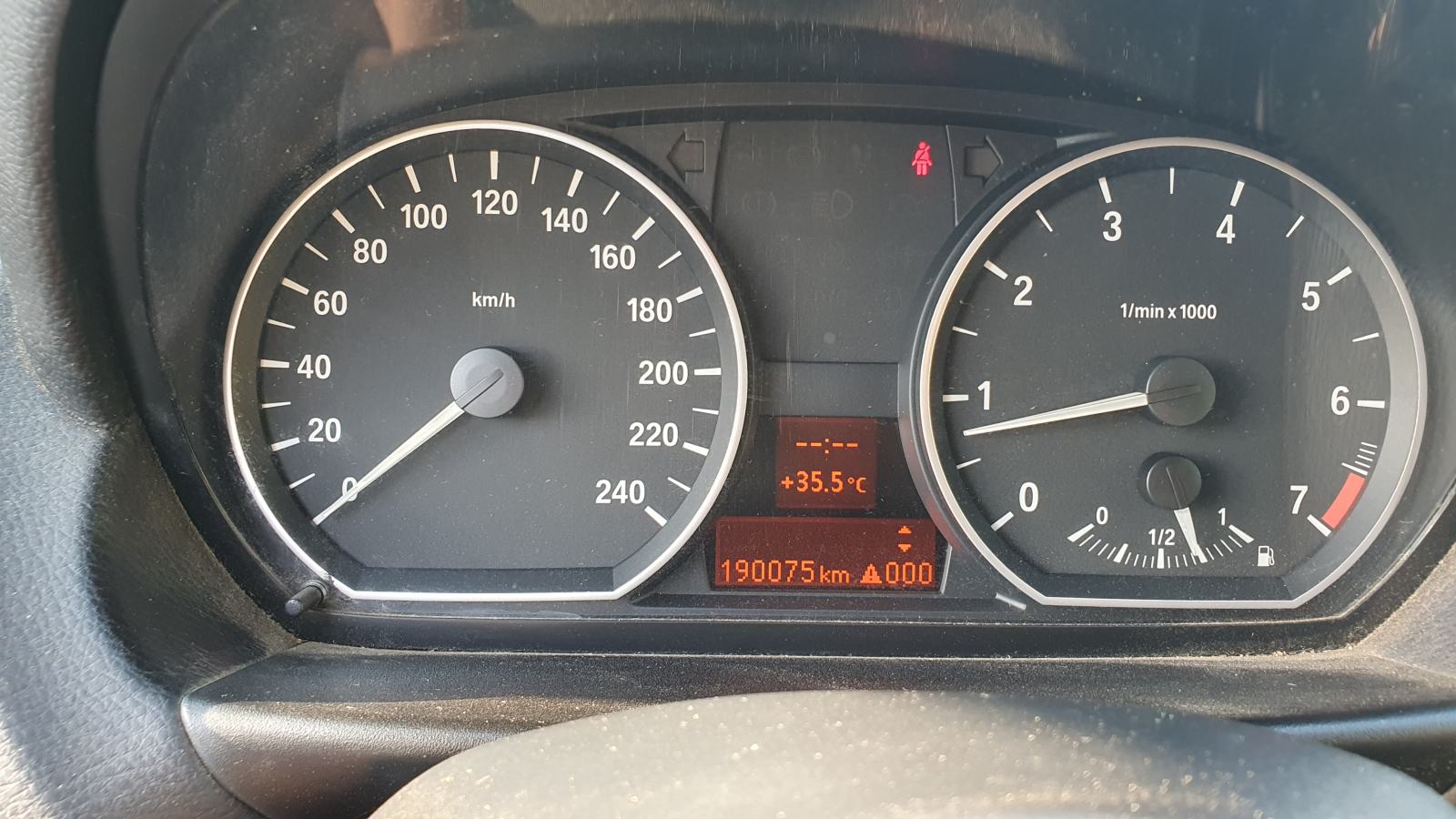 BMW serija 1 116i, fotografija 16