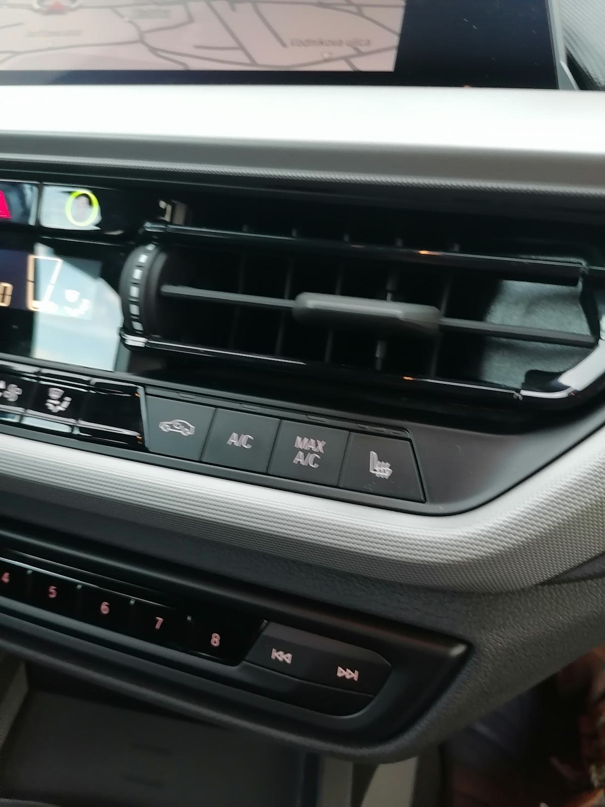 BMW serija 1 116i, fotografija 3