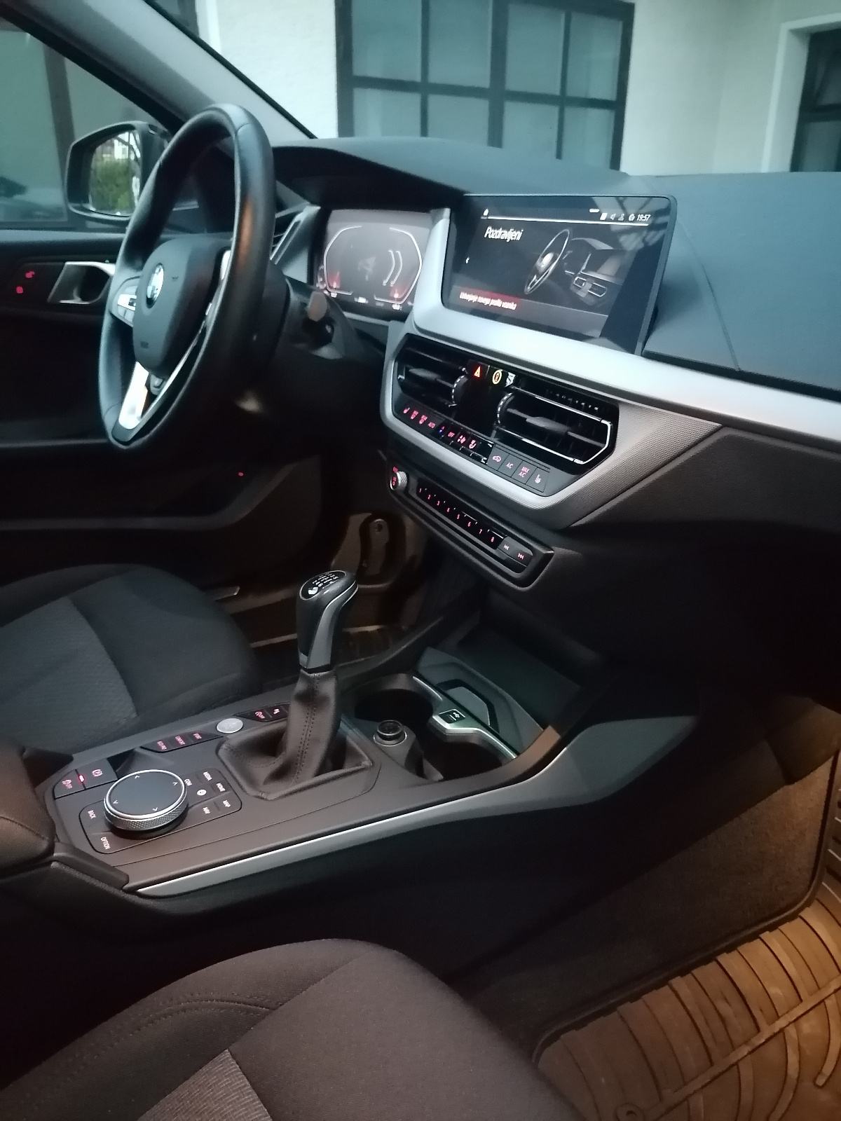 BMW serija 1 116i, fotografija 15