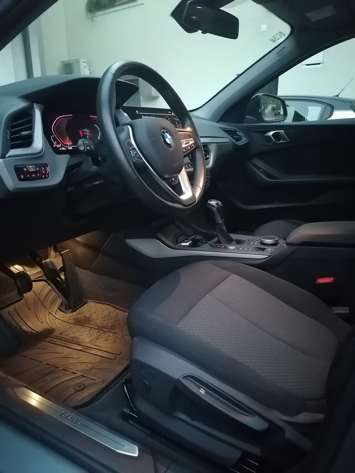 BMW serija 1 116i, fotografija 16
