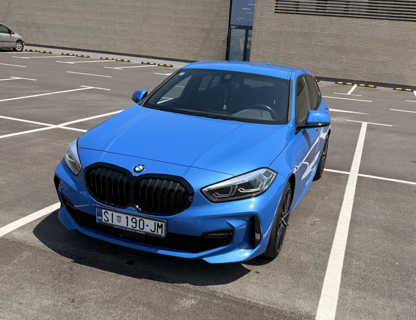 BMW 1 118d F40 M Sport - Top Stanje / M Performance 19" & 18", fotografija 2