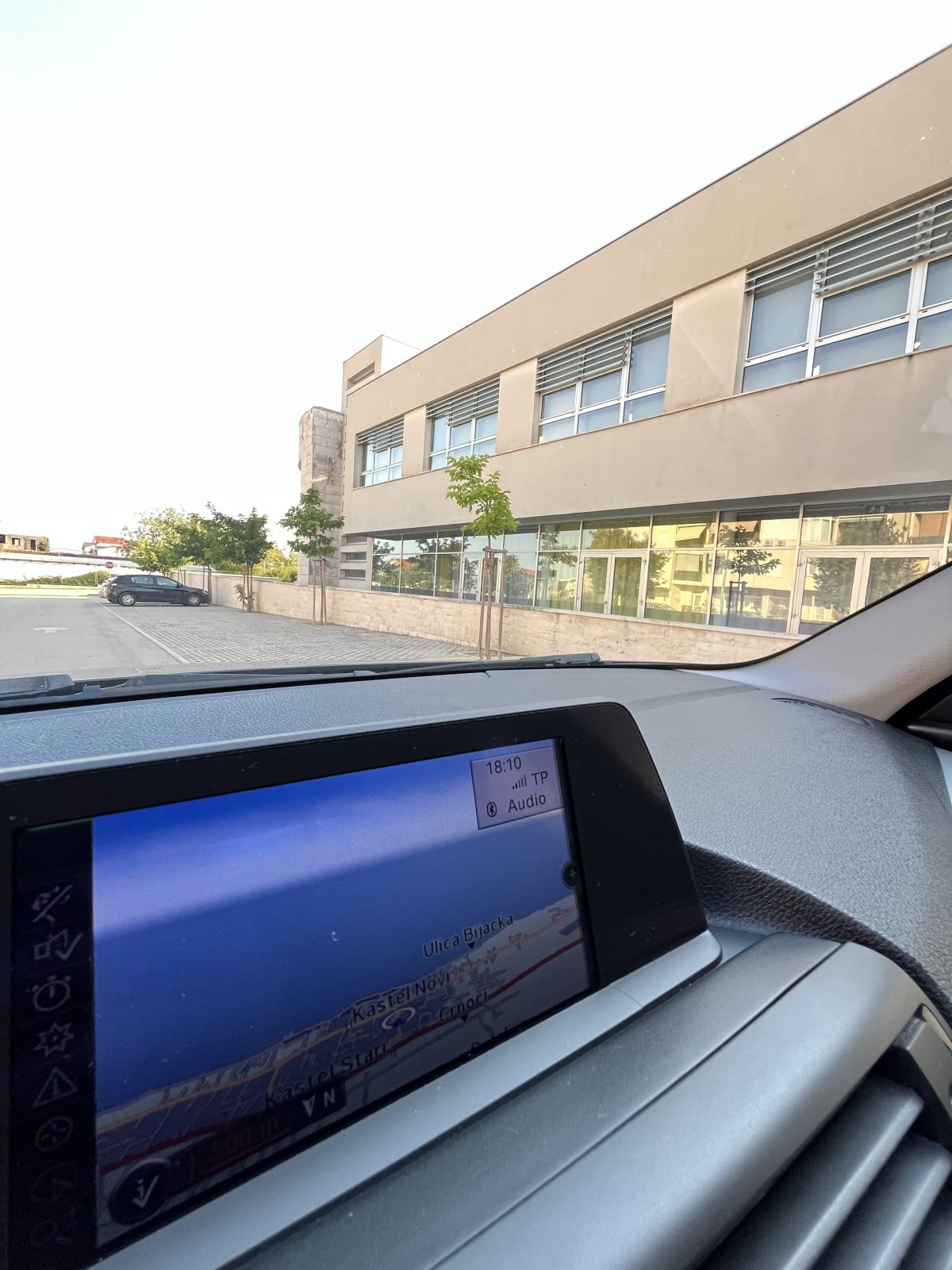 BMW serija 1 118d automatik, fotografija 13