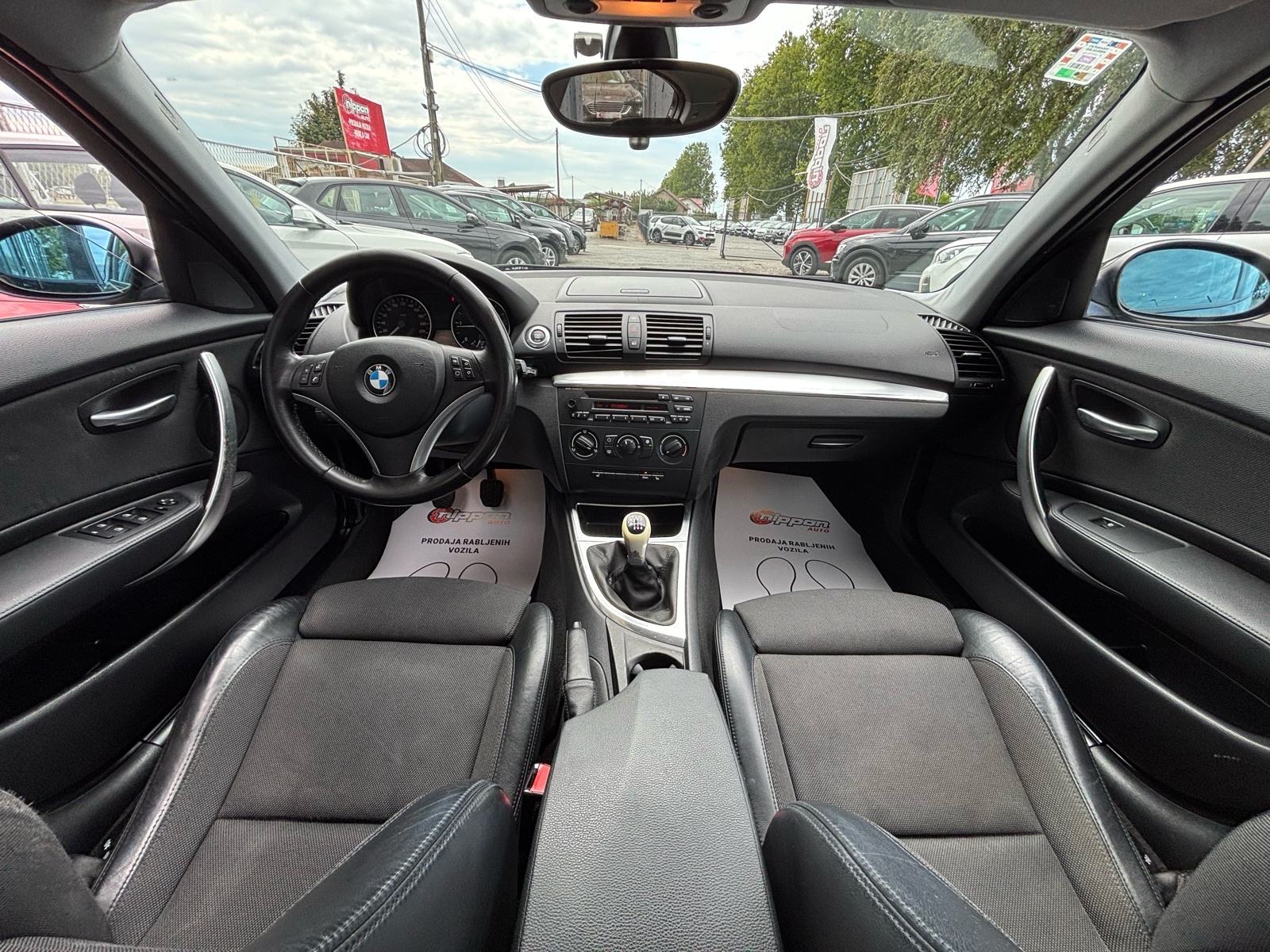BMW serija 1 118d KLIMA - ALU - 6 BRZINA - PDC - AUTOKREDIT, fotografija 12
