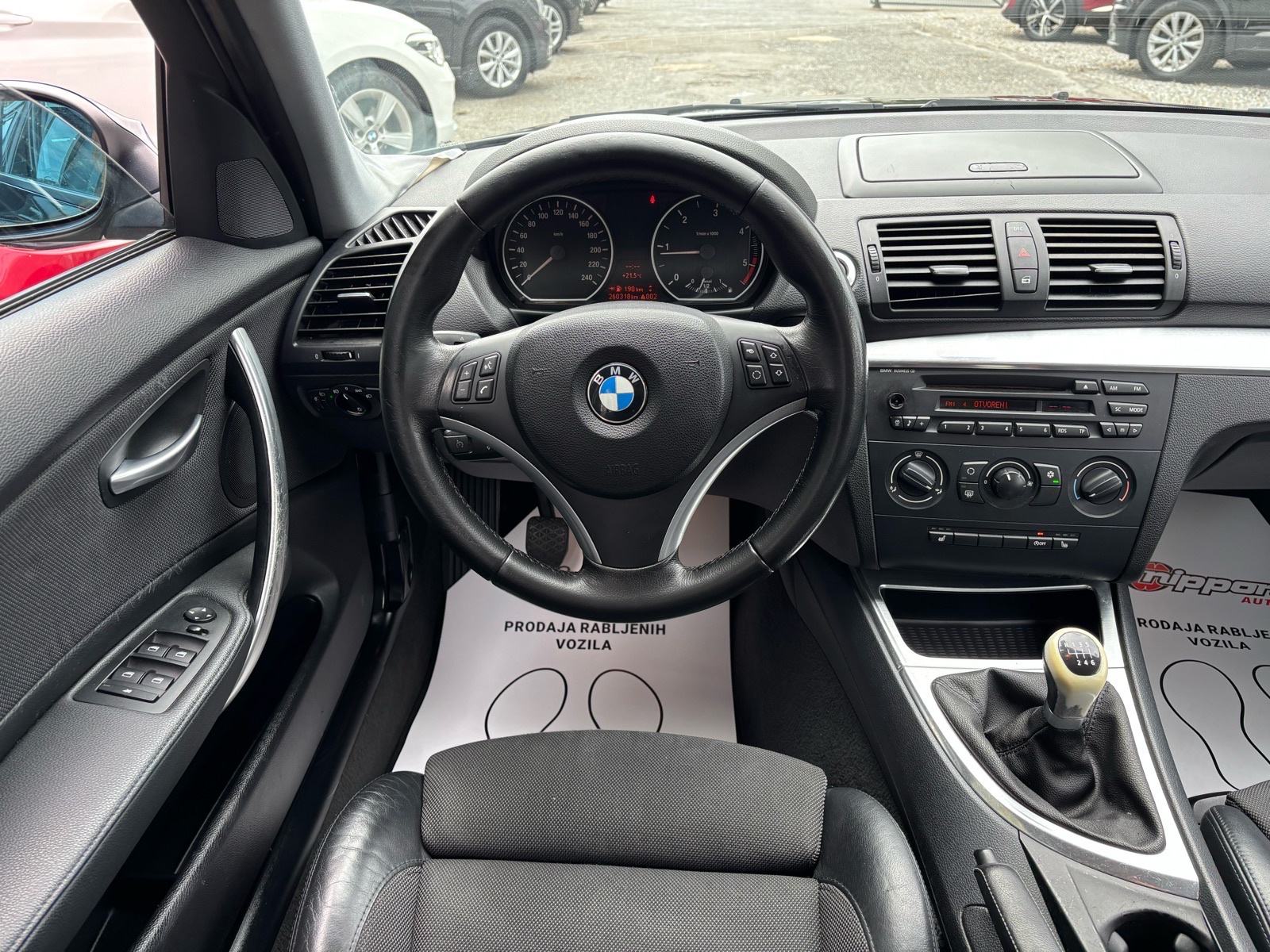 BMW serija 1 118d KLIMA - ALU - 6 BRZINA - PDC - AUTOKREDIT, fotografija 13
