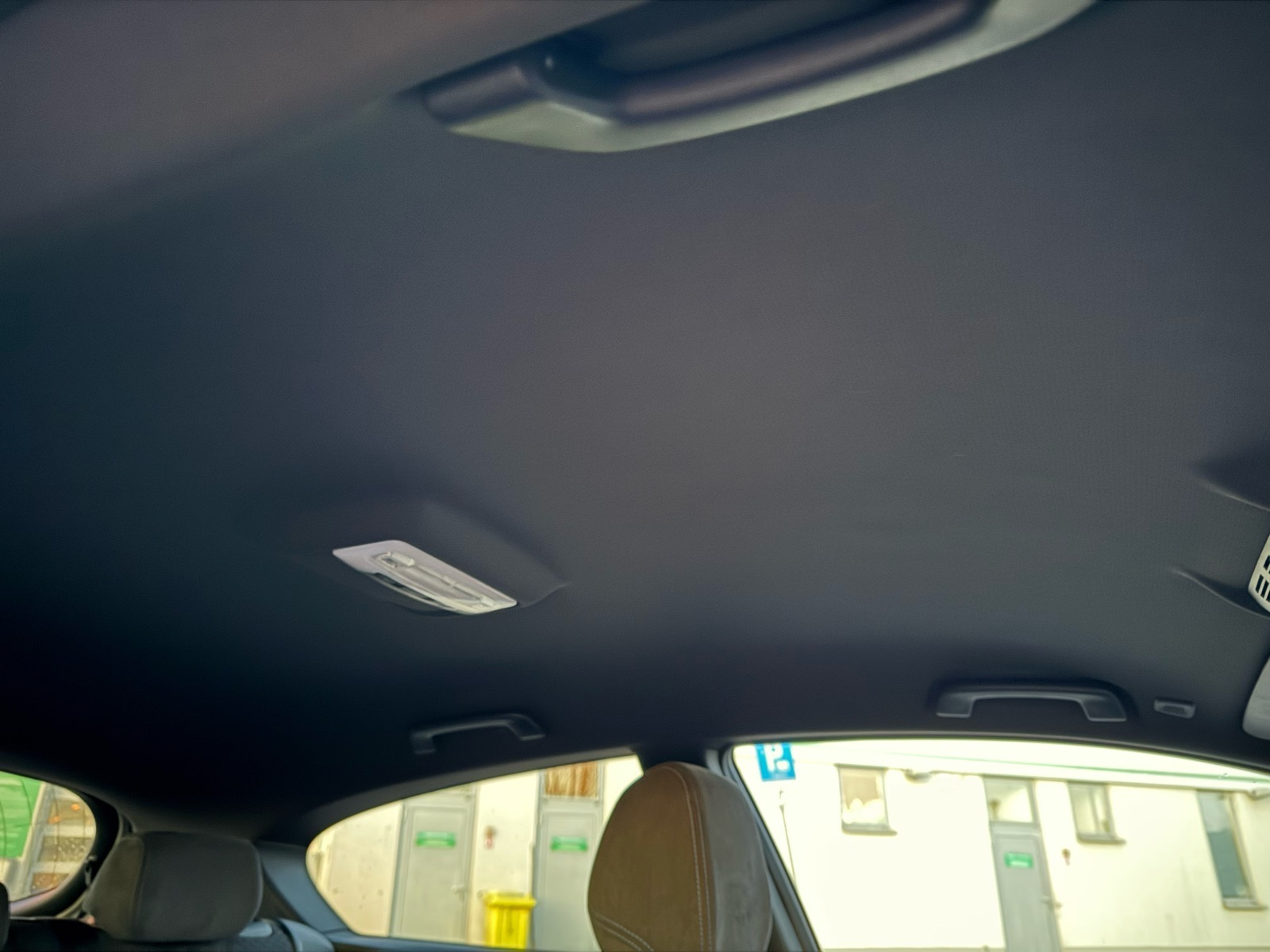 BMW serija 1 118d M PAKET,NAVI,LED,MF, 2 SETA KOTAČA,NOVE GUME, fotografija 13