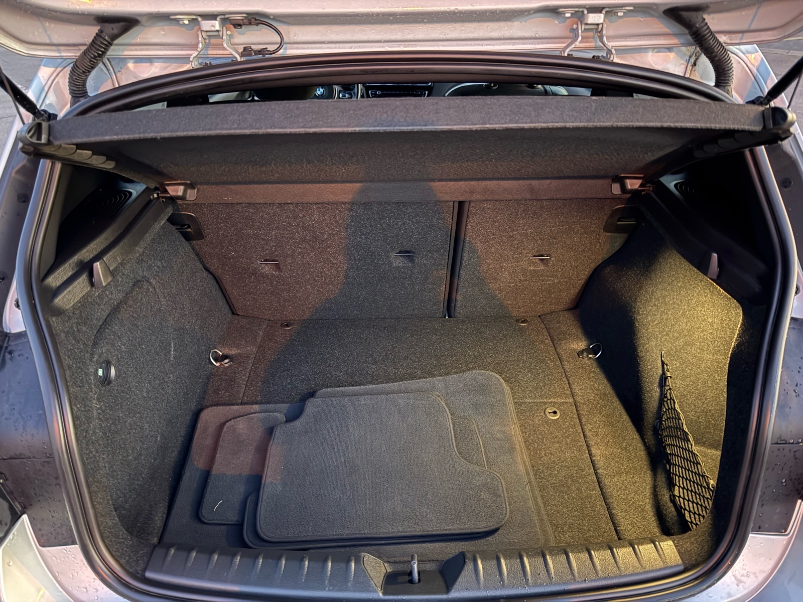 BMW serija 1 118d M PAKET,NAVI,LED,MF, 2 SETA KOTAČA,NOVE GUME, fotografija 15