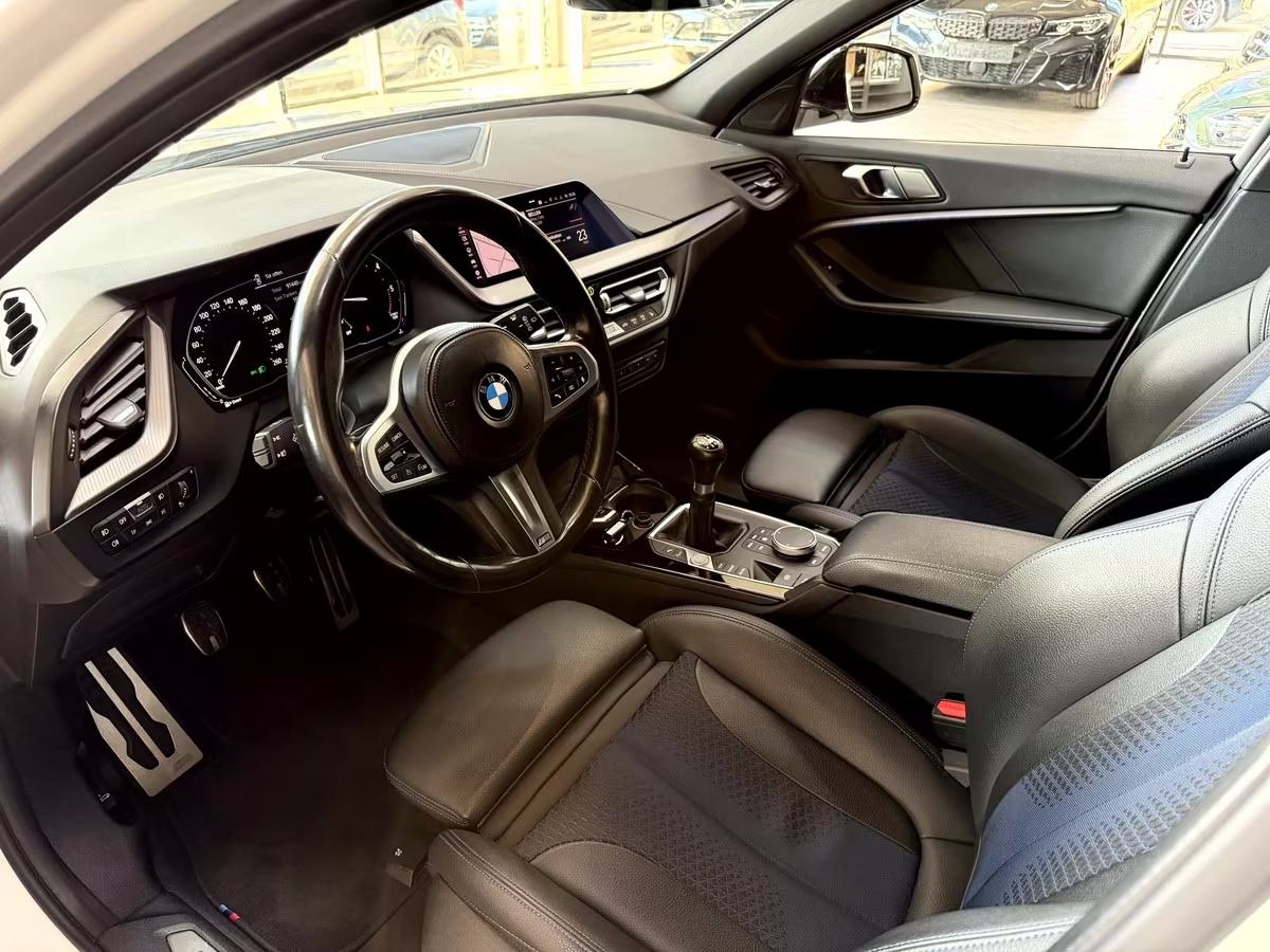 BMW serija 1 118d⭐️ M SPORT⭐️LED⭐️COCKPIT⭐️SPORTSKA SJEDALA⭐️, fotografija 5
