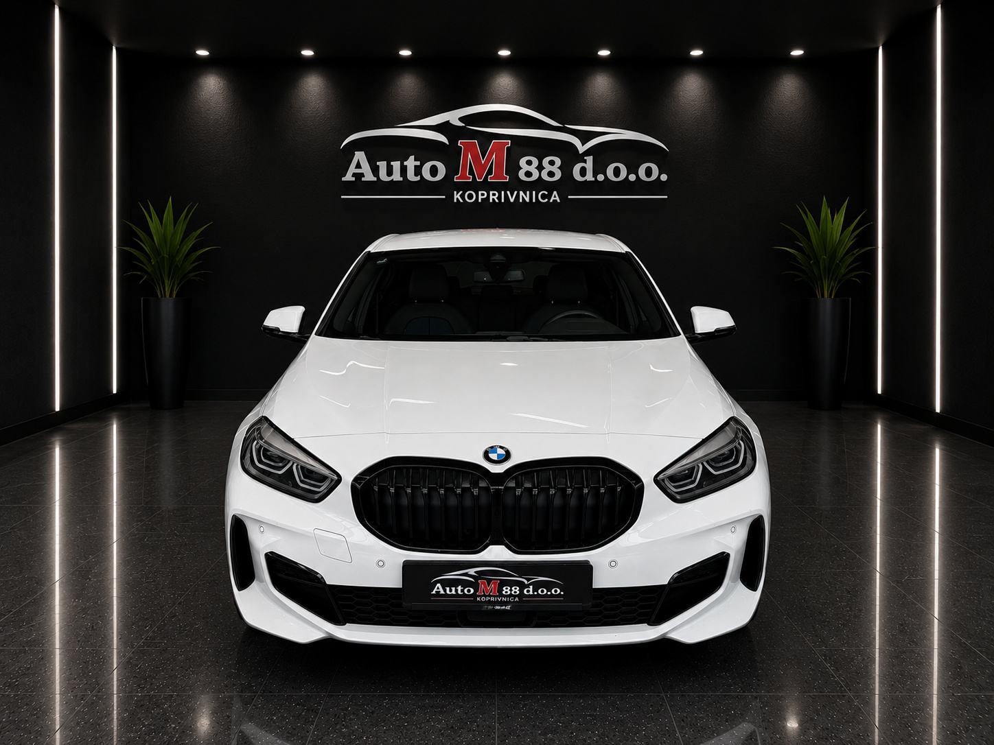 BMW serija 1 118d⭐️ M SPORT⭐️LED⭐️COCKPIT⭐️SPORTSKA SJEDALA⭐️, fotografija 2