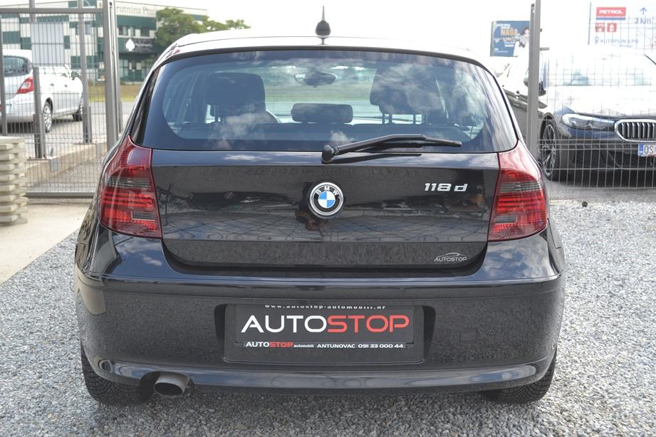 BMW serija 1 118d *** REGISTRACIJA DO 01/2027 *** ZIMSKE GUME *** TOP, fotografija 5