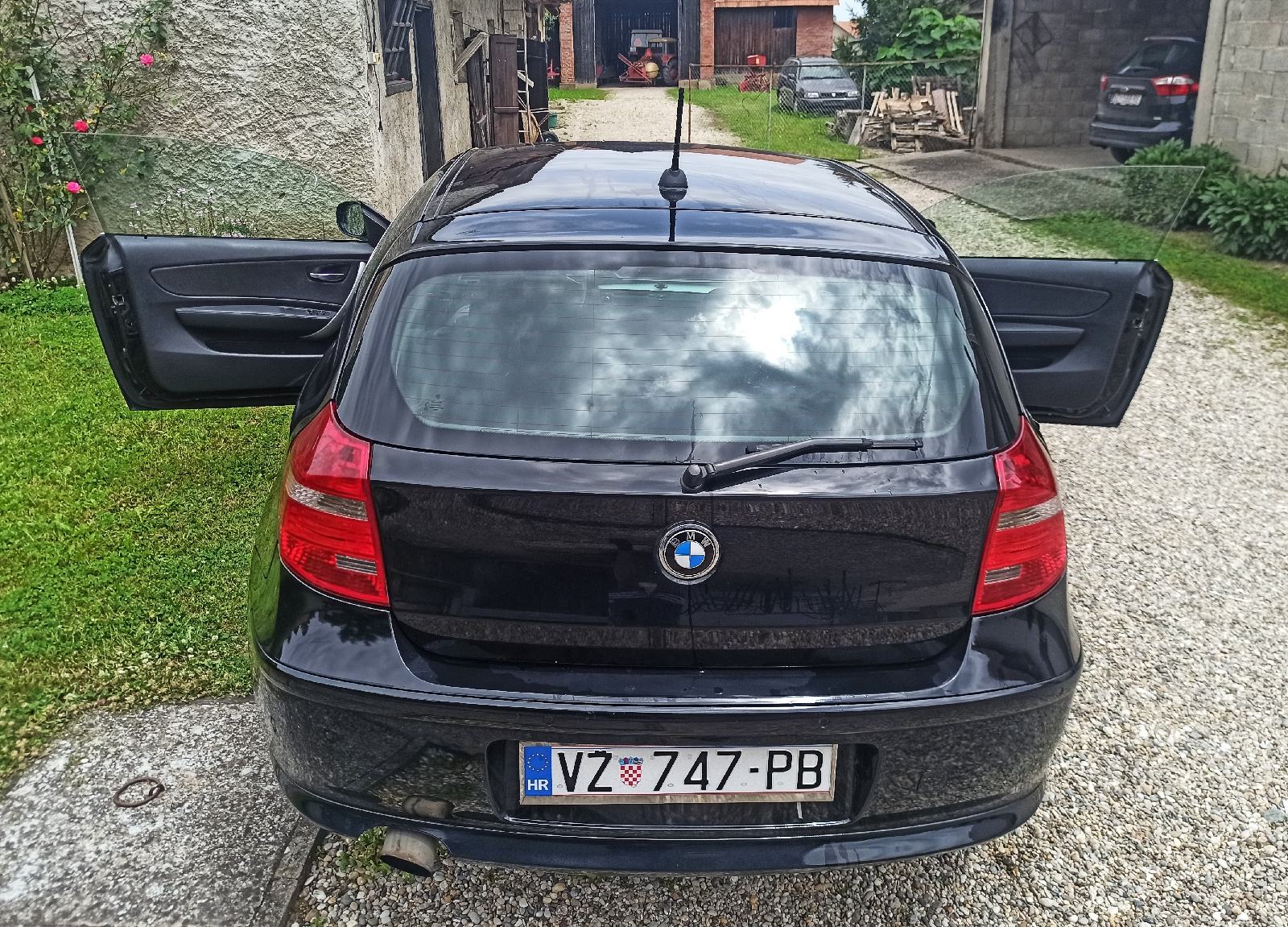 BMW serija 1 118d, fotografija 6