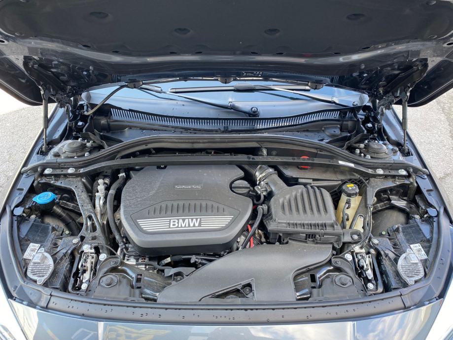 BMW serija 1 118d M, fotografija 10