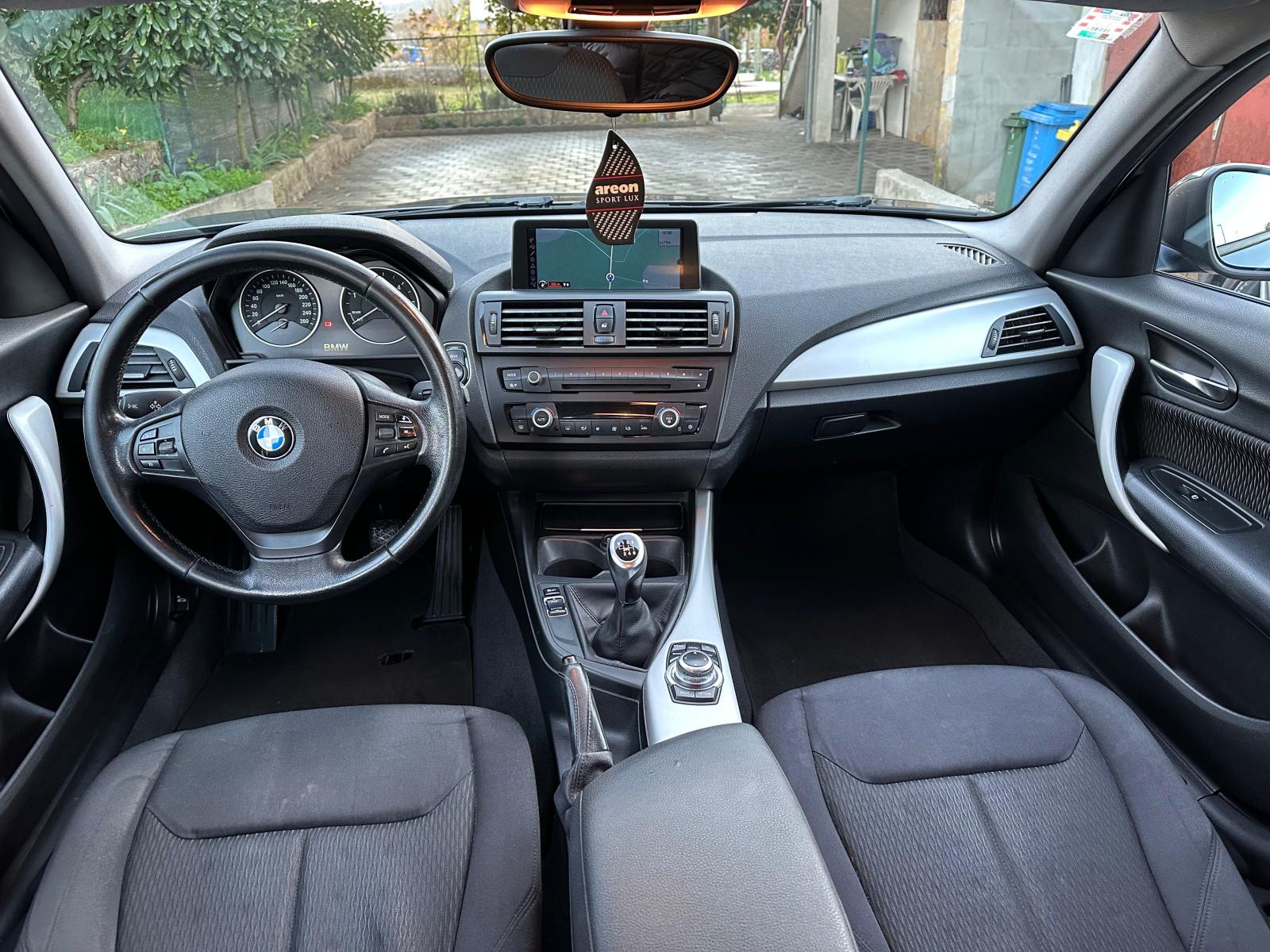 BMW serija 1 118d, fotografija 13