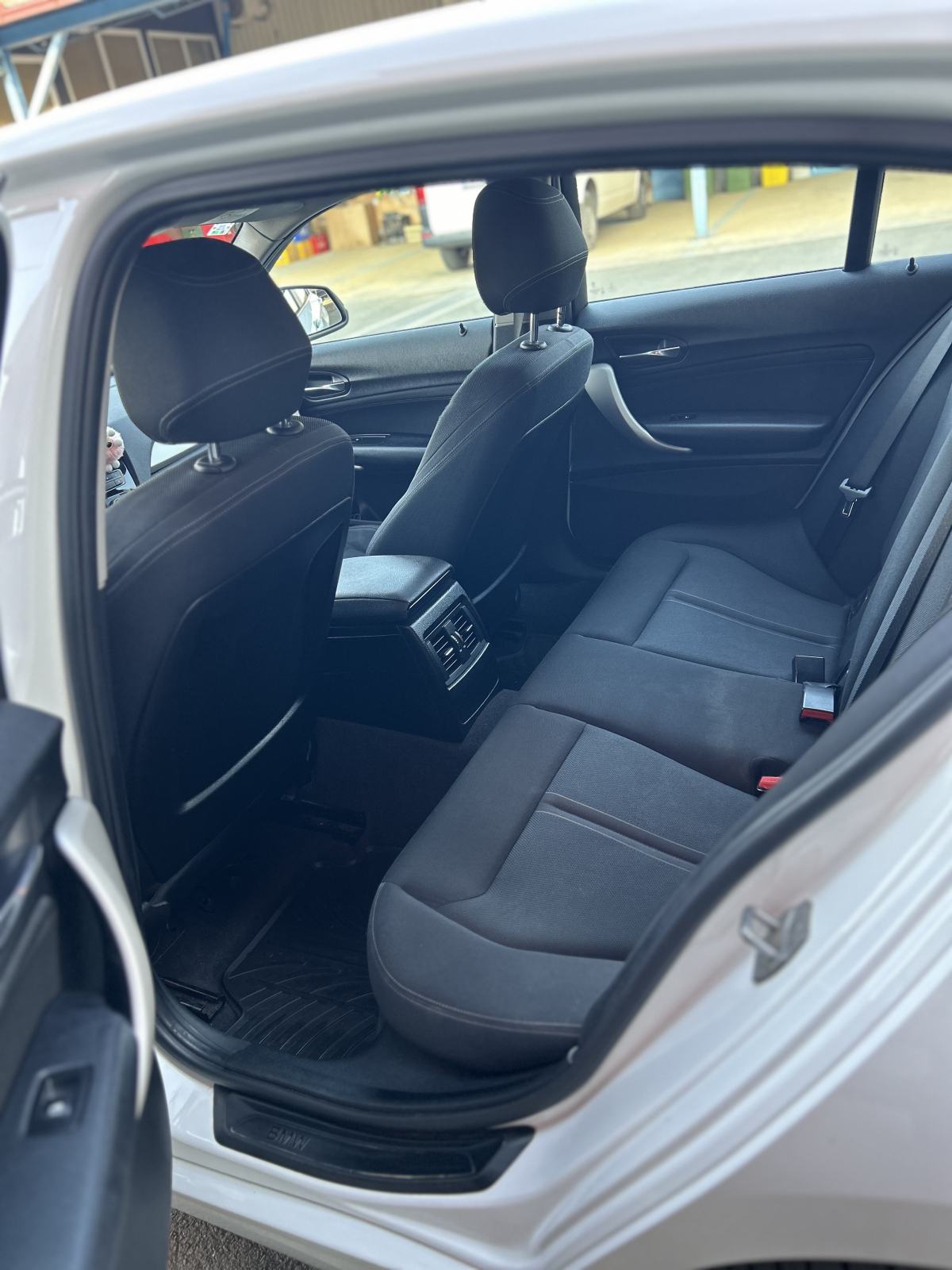 BMW serija 1 118d, fotografija 2