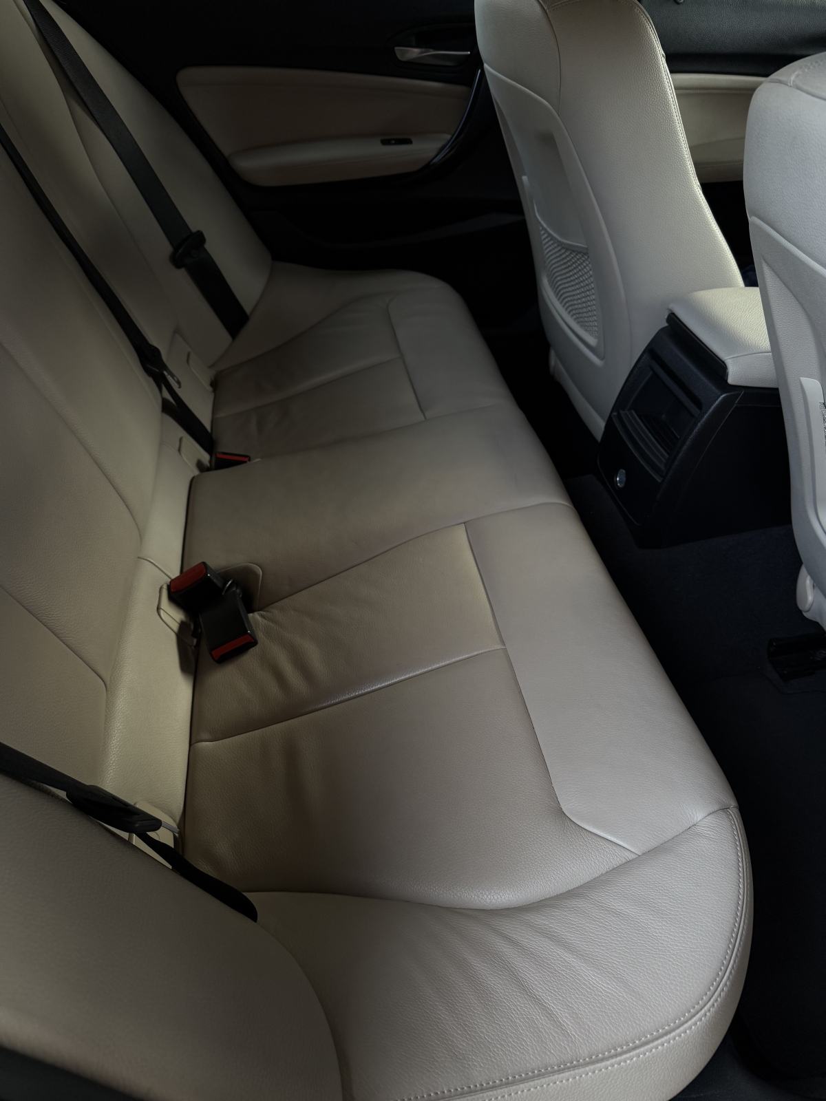 BMW serija 1 118d, fotografija 6