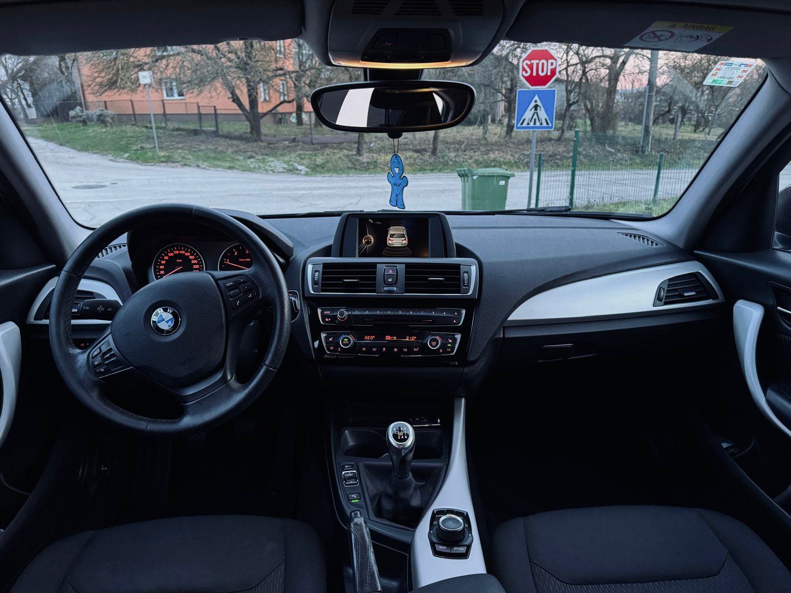 BMW serija 1 118d, fotografija 3
