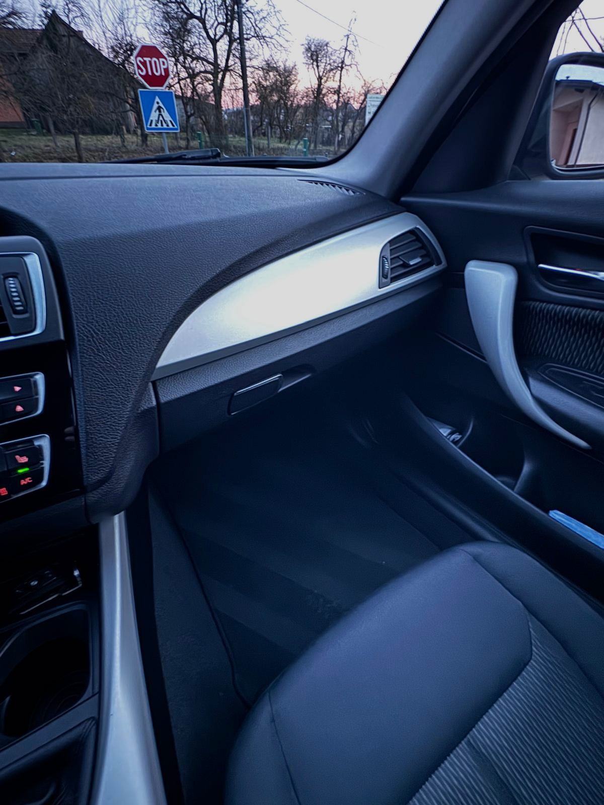 BMW serija 1 118d, fotografija 8