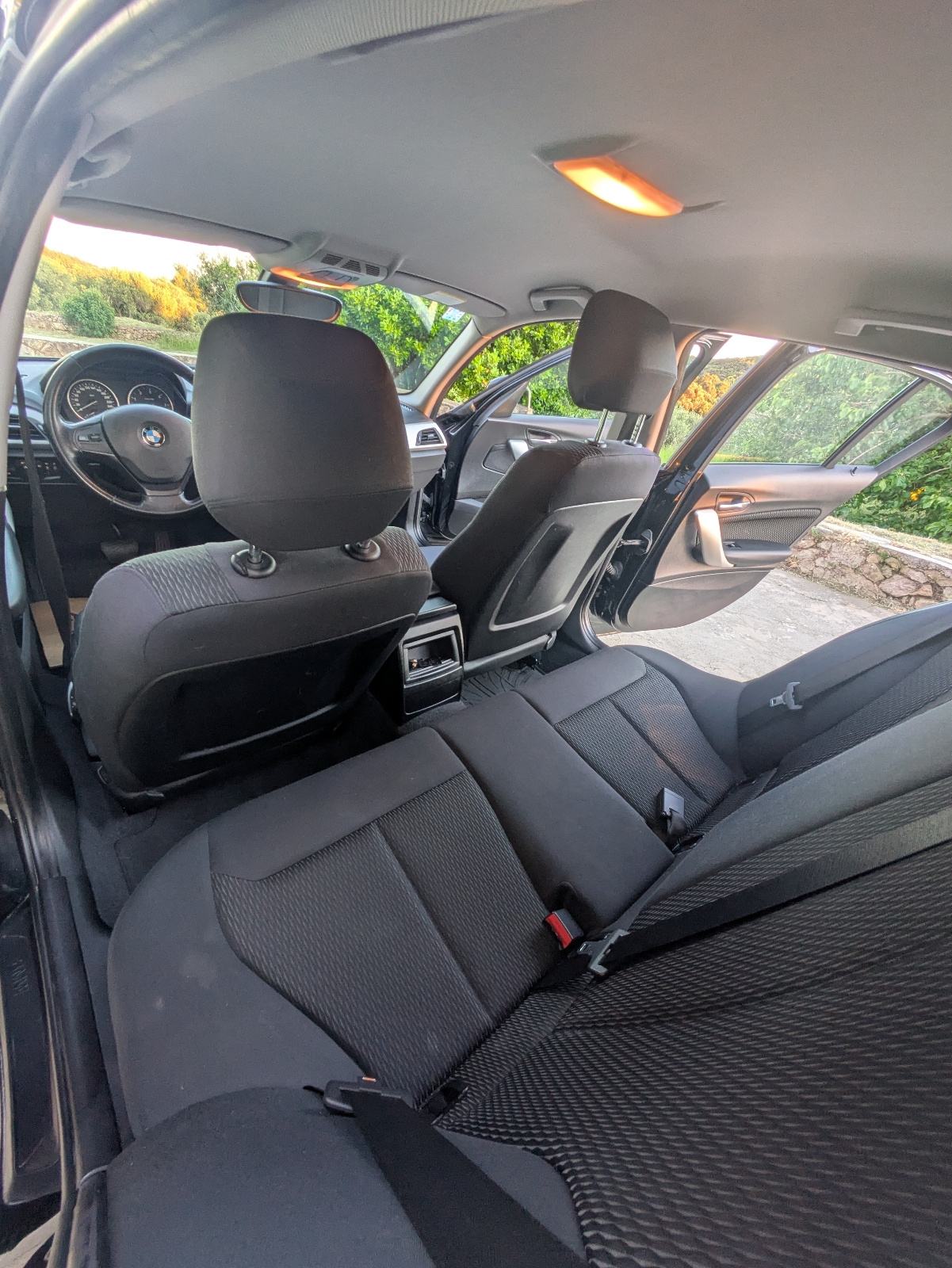 BMW serija 1 118d, fotografija 8