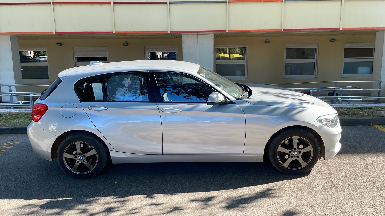 BMW serija 1 116d, fotografija 2