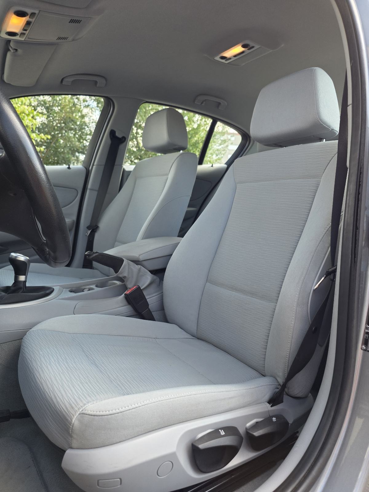 BMW serija 1 118d - reg. 02/27 - SERVISNA - NOVE LJETNE + ZIMSKE GUME, fotografija 12