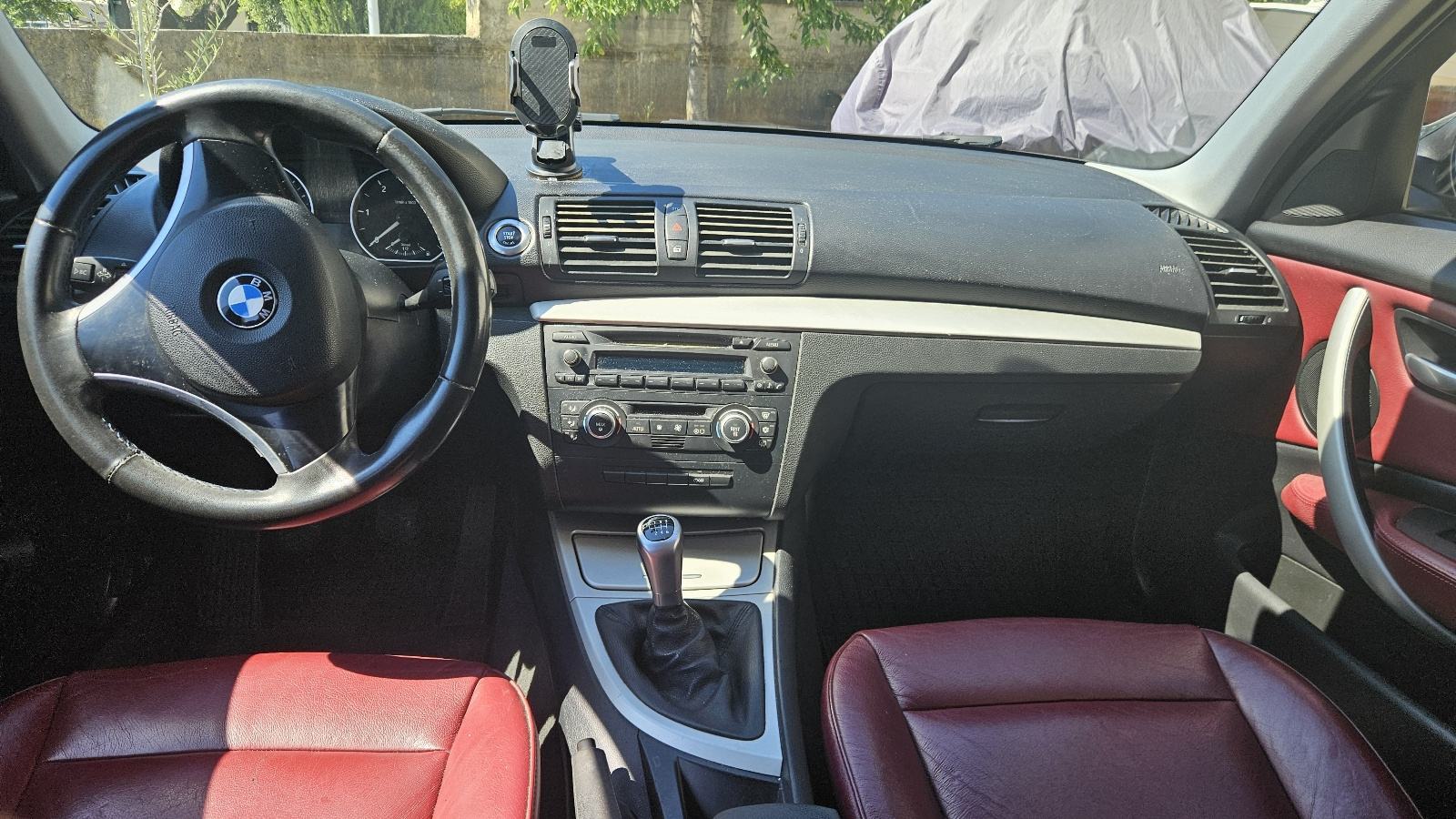 BMW serija 1 118d, fotografija 6