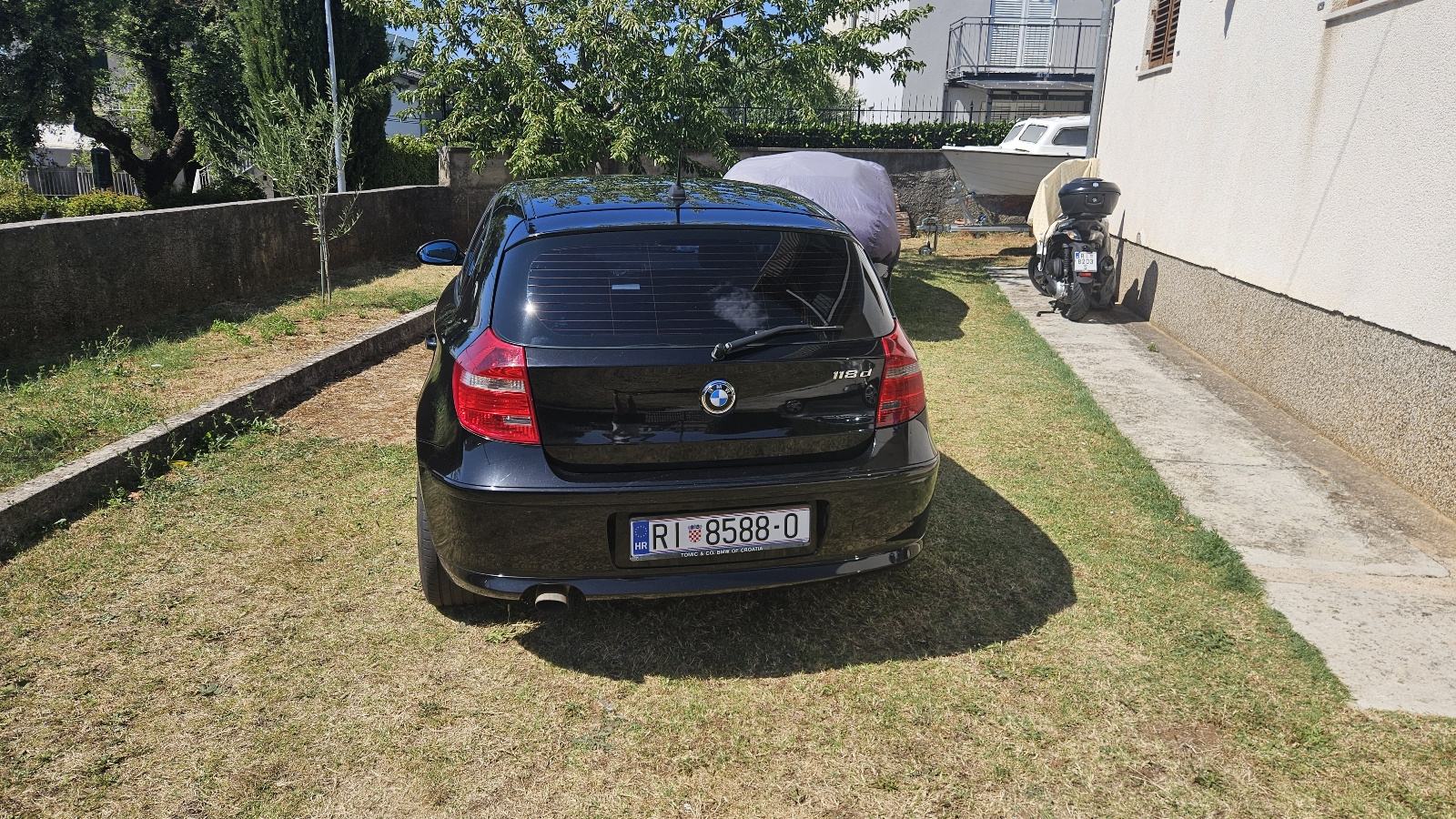 BMW serija 1 118d, fotografija 4