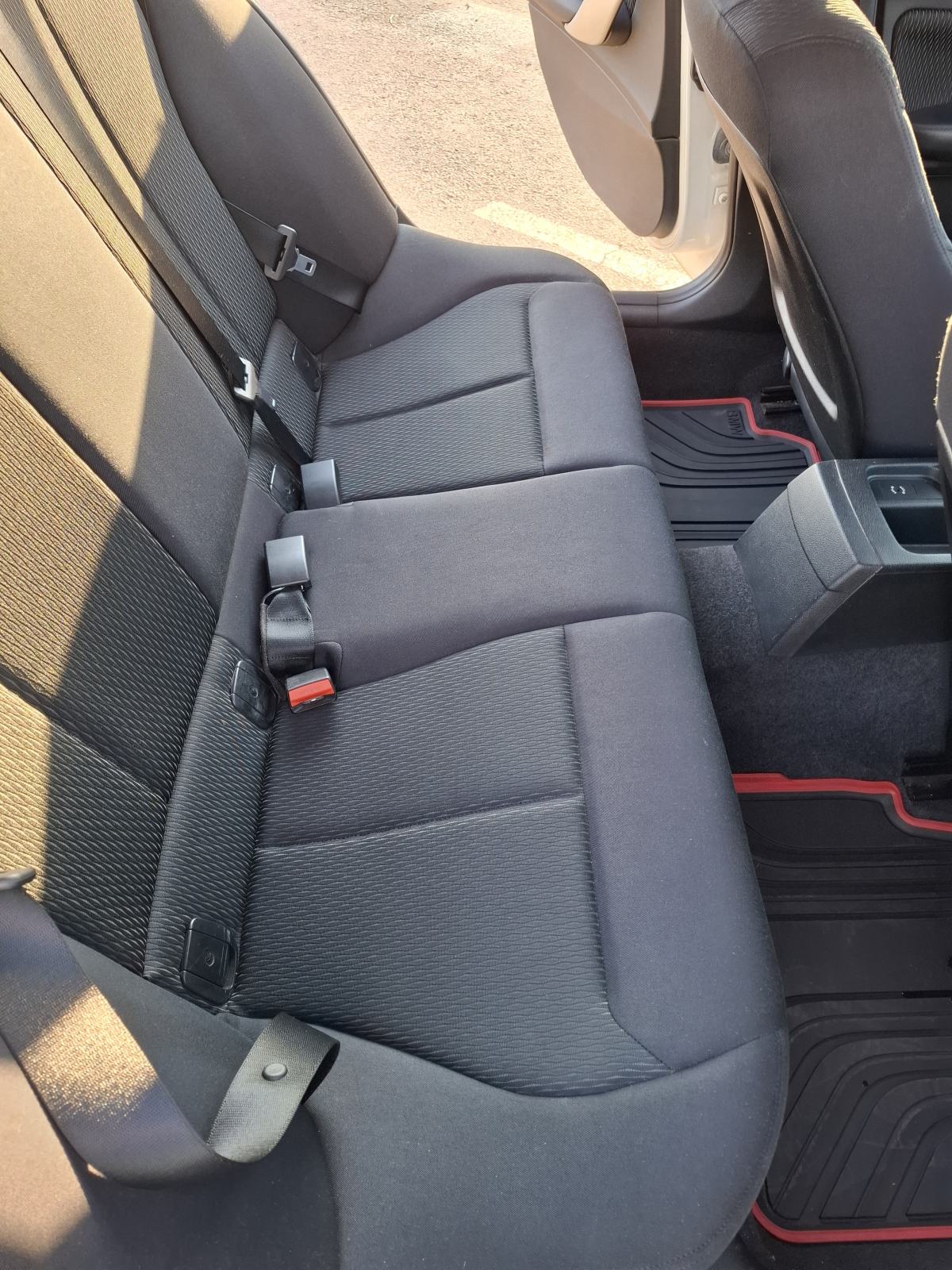 BMW serija 1 118d, fotografija 6
