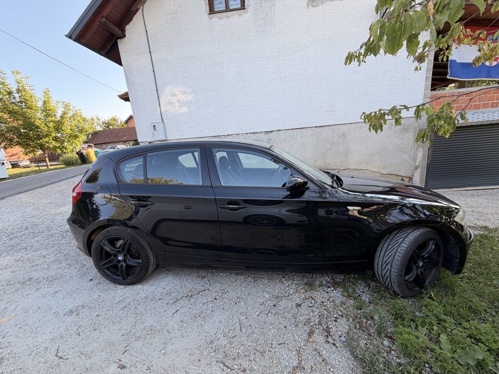 BMW serija 1 118d, fotografija 5