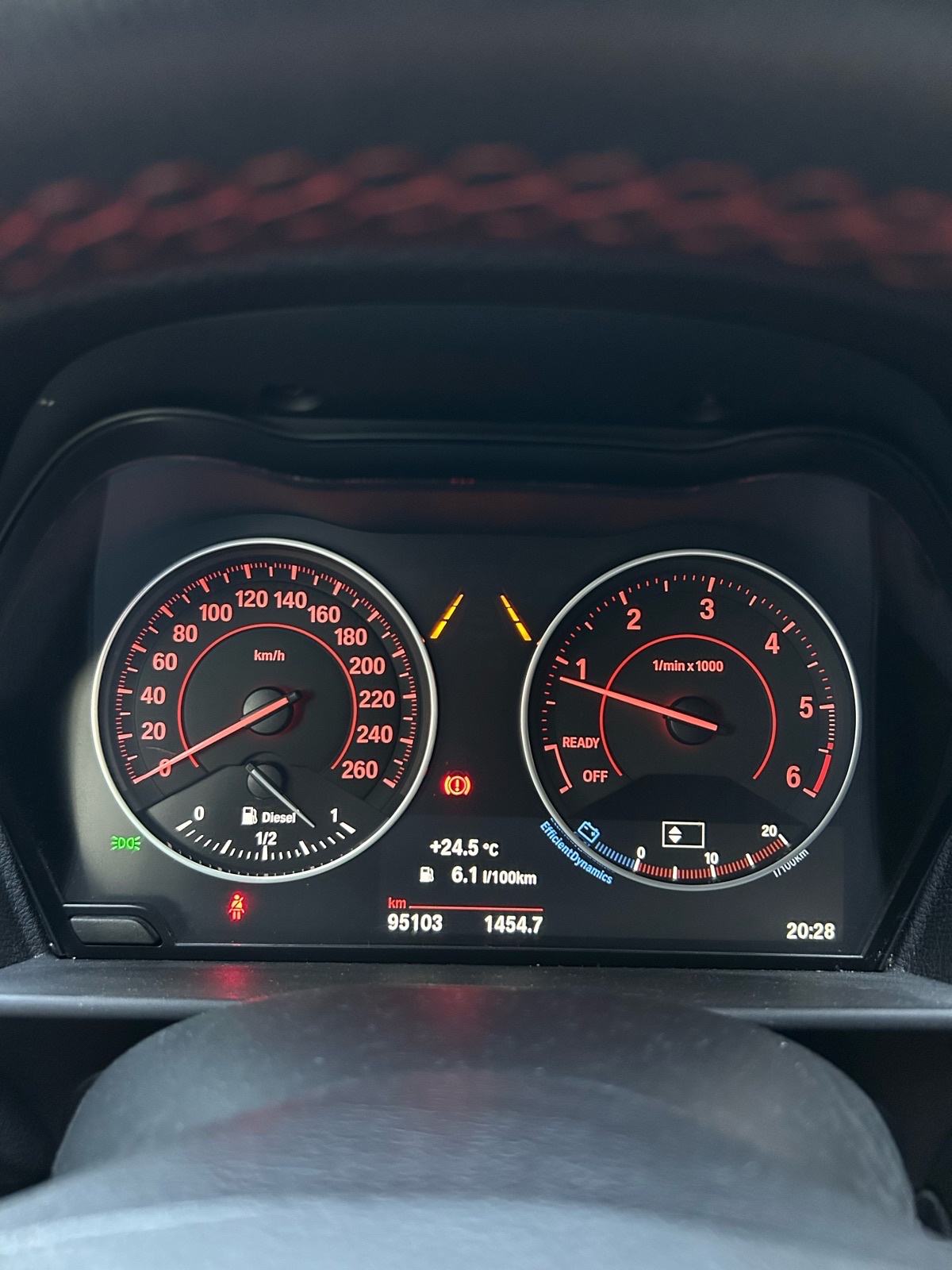 BMW serija 1 118d, fotografija 9