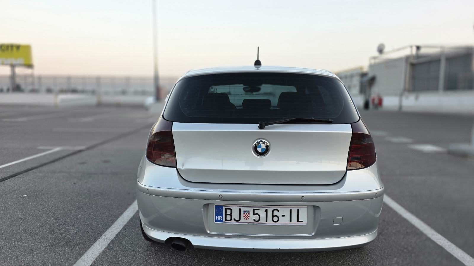 BMW 118d, fotografija 7