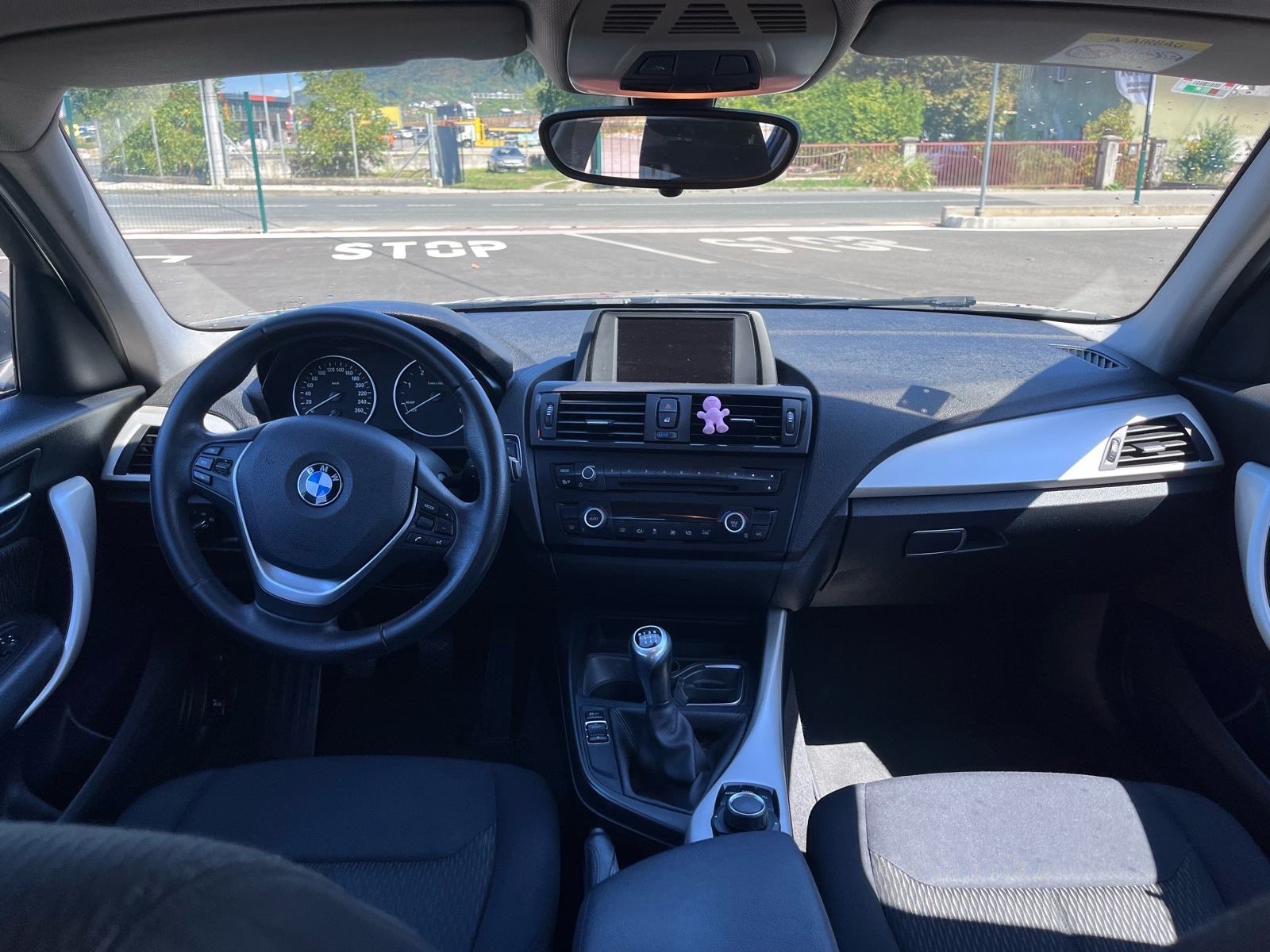 BMW serija 1 118d, fotografija 11