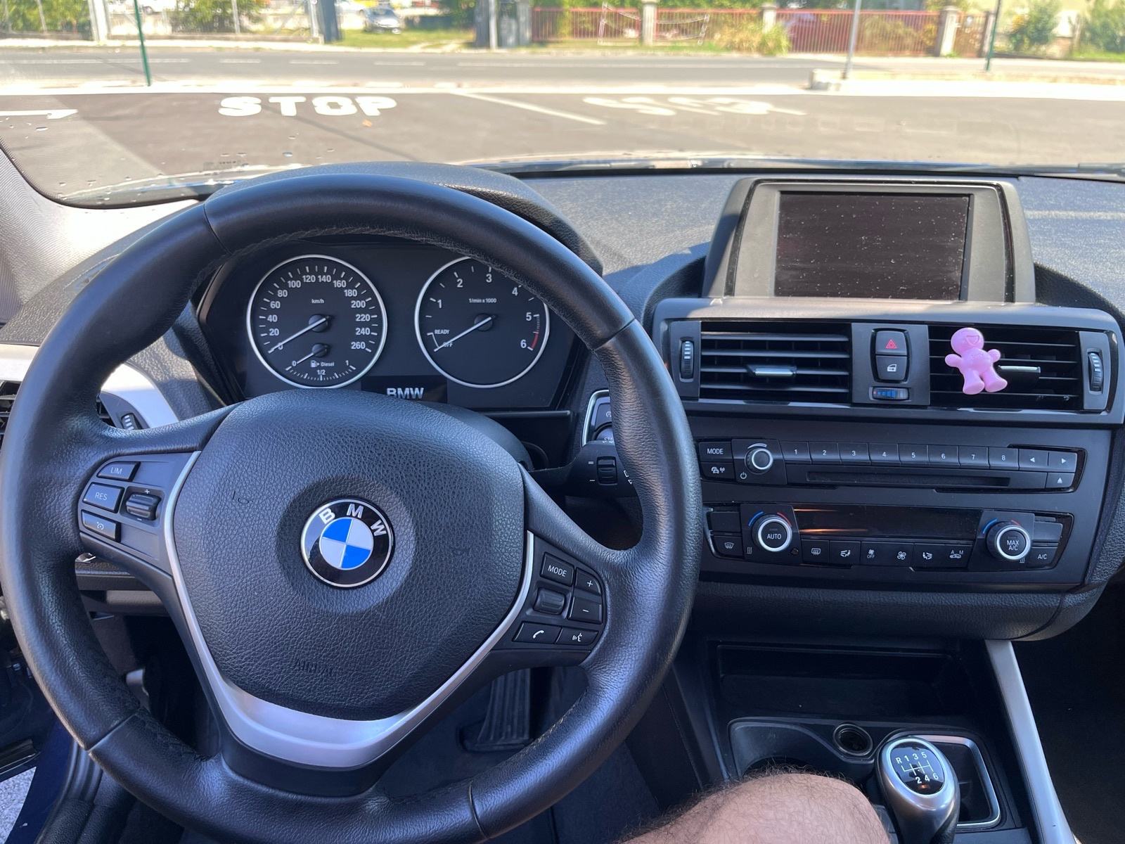 BMW serija 1 118d, fotografija 10