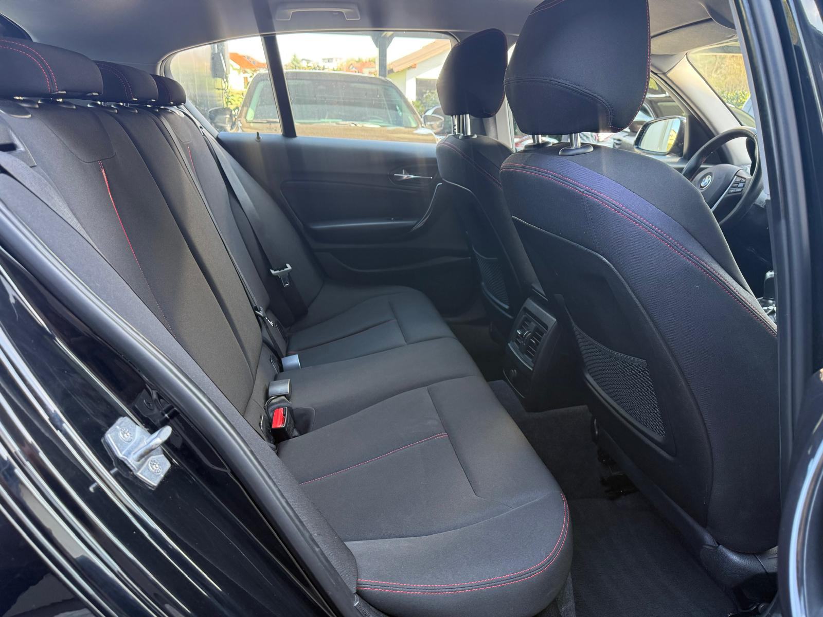 BMW serija 1 118d Sport odlična,oprema,zamijenjen lanac,kao nov!, fotografija 12