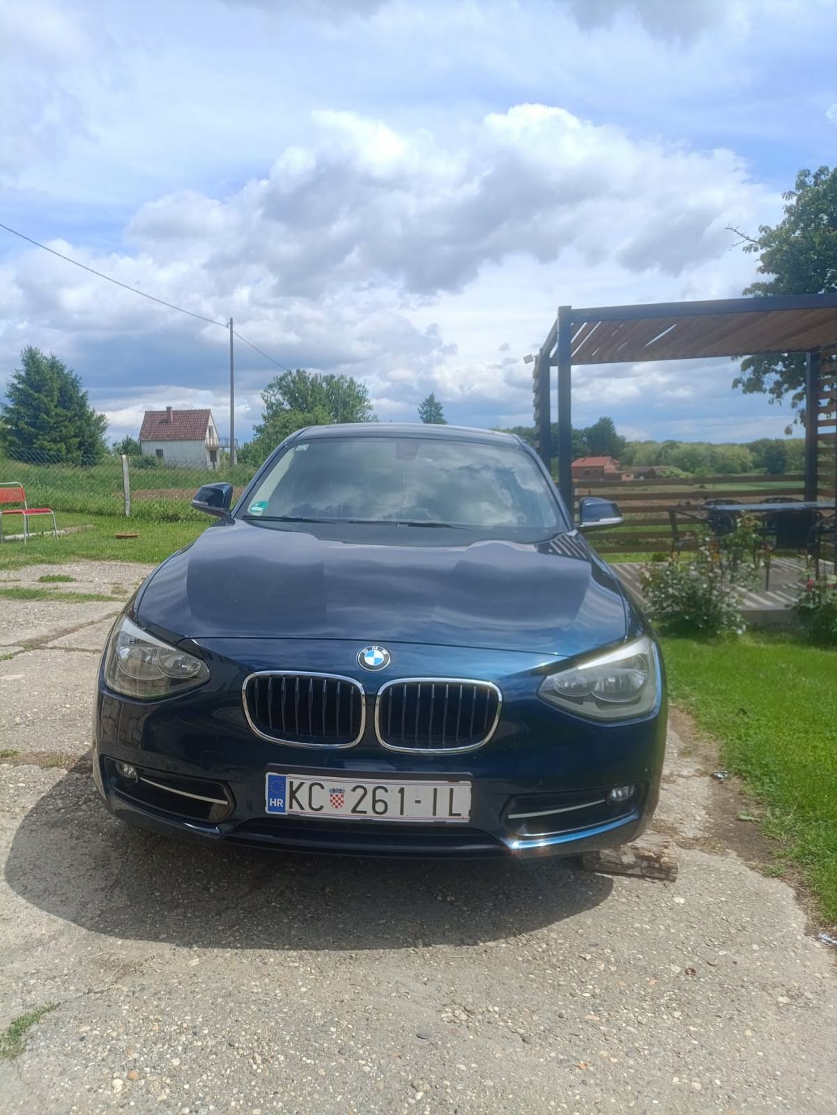 BMW serija 1 118d Sport, fotografija 1