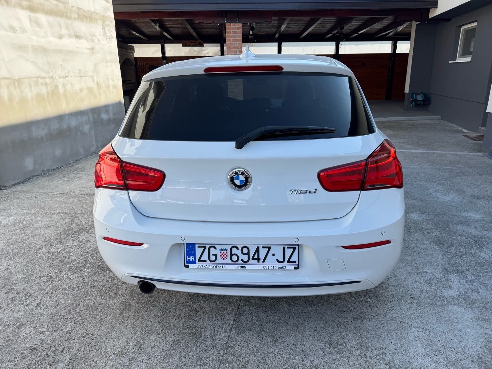 BMW serija 1 118d Sportline, fotografija 9