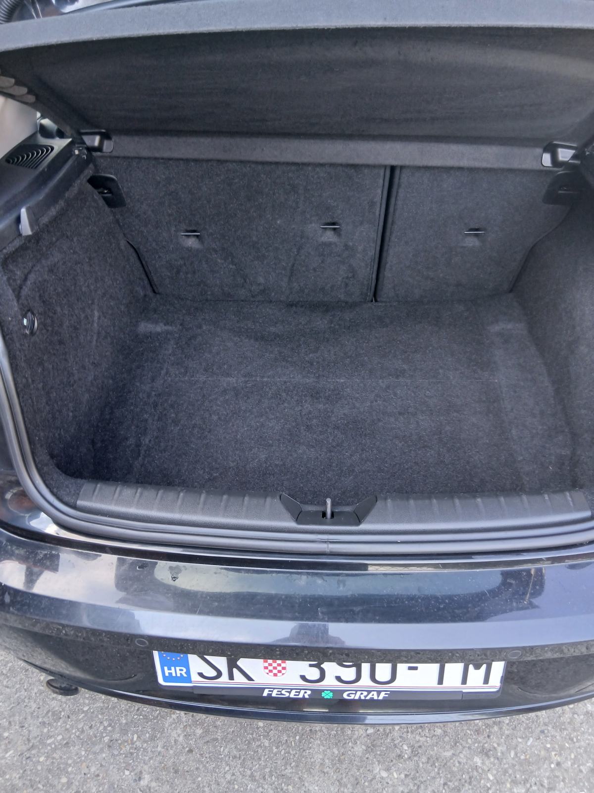 BMW serija 1 118d veliki servis 2 seta kotača, fotografija 16