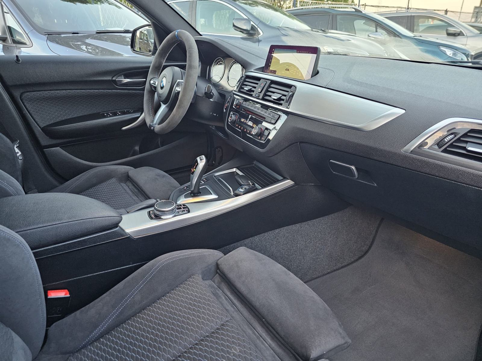BMW serija 1 118i automatik"M-PAKET"-FULL-SERVISNA-GARANCIJA, fotografija 15