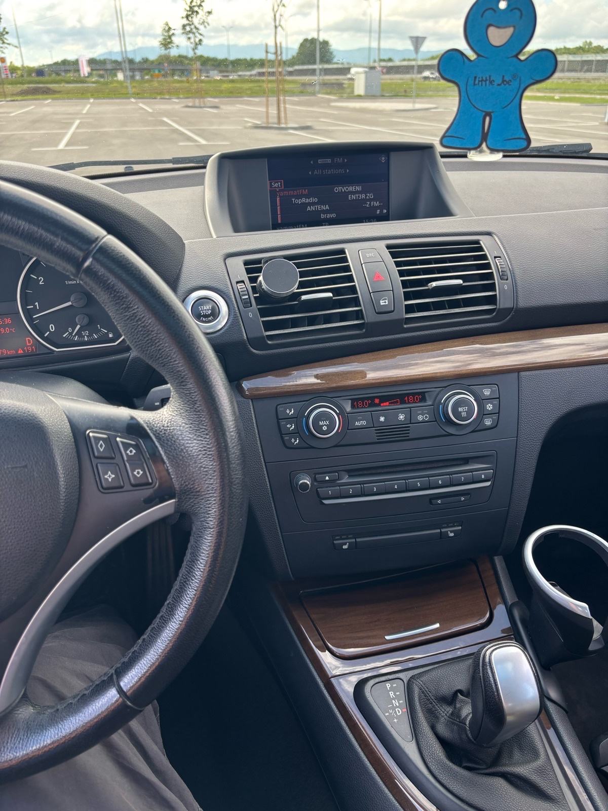 BMW serija 1 118i automatik, fotografija 15