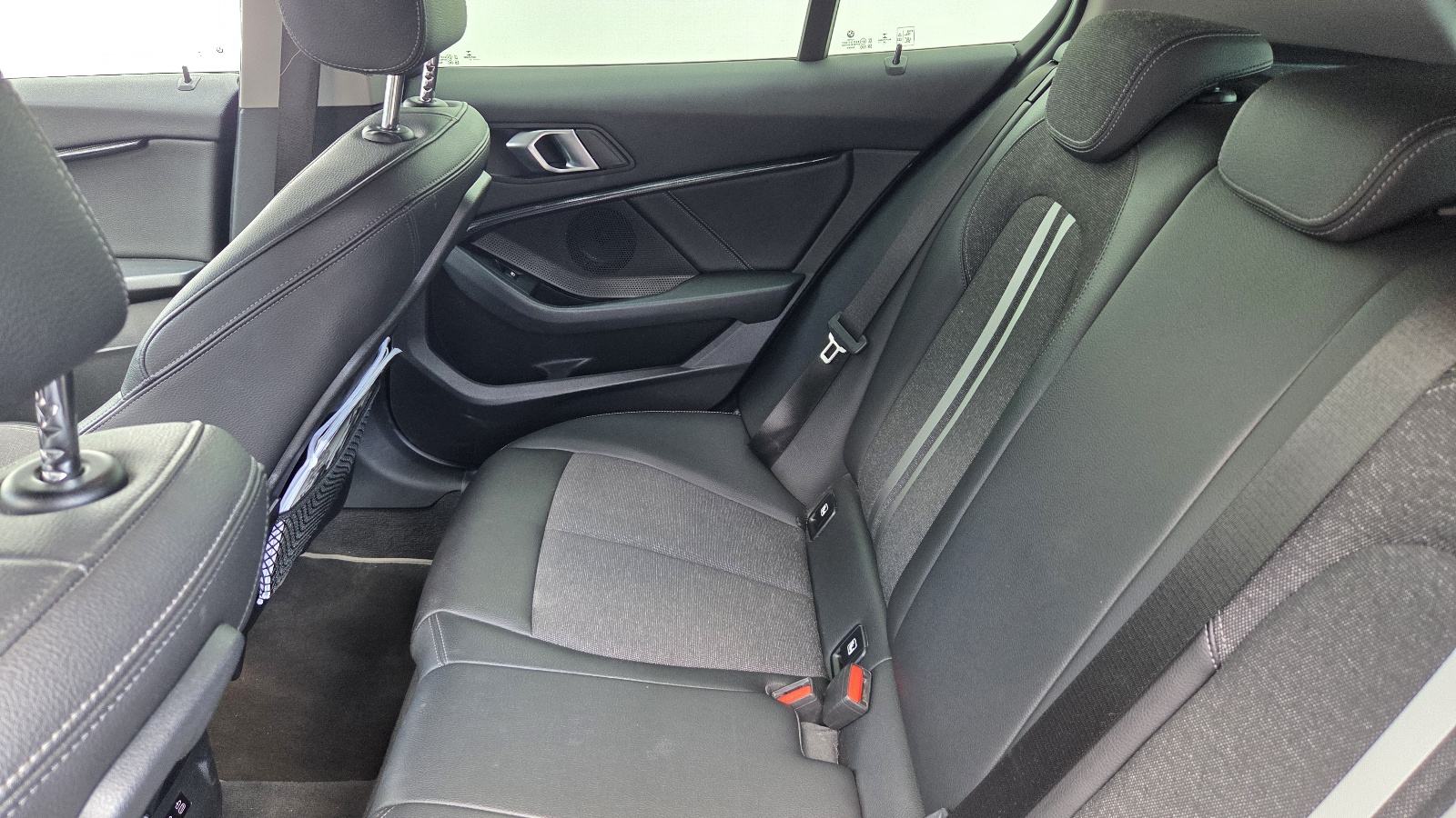 BMW serija 1 118i Automatik Sport Line * Nije uvoz * 61.150 km *, fotografija 11