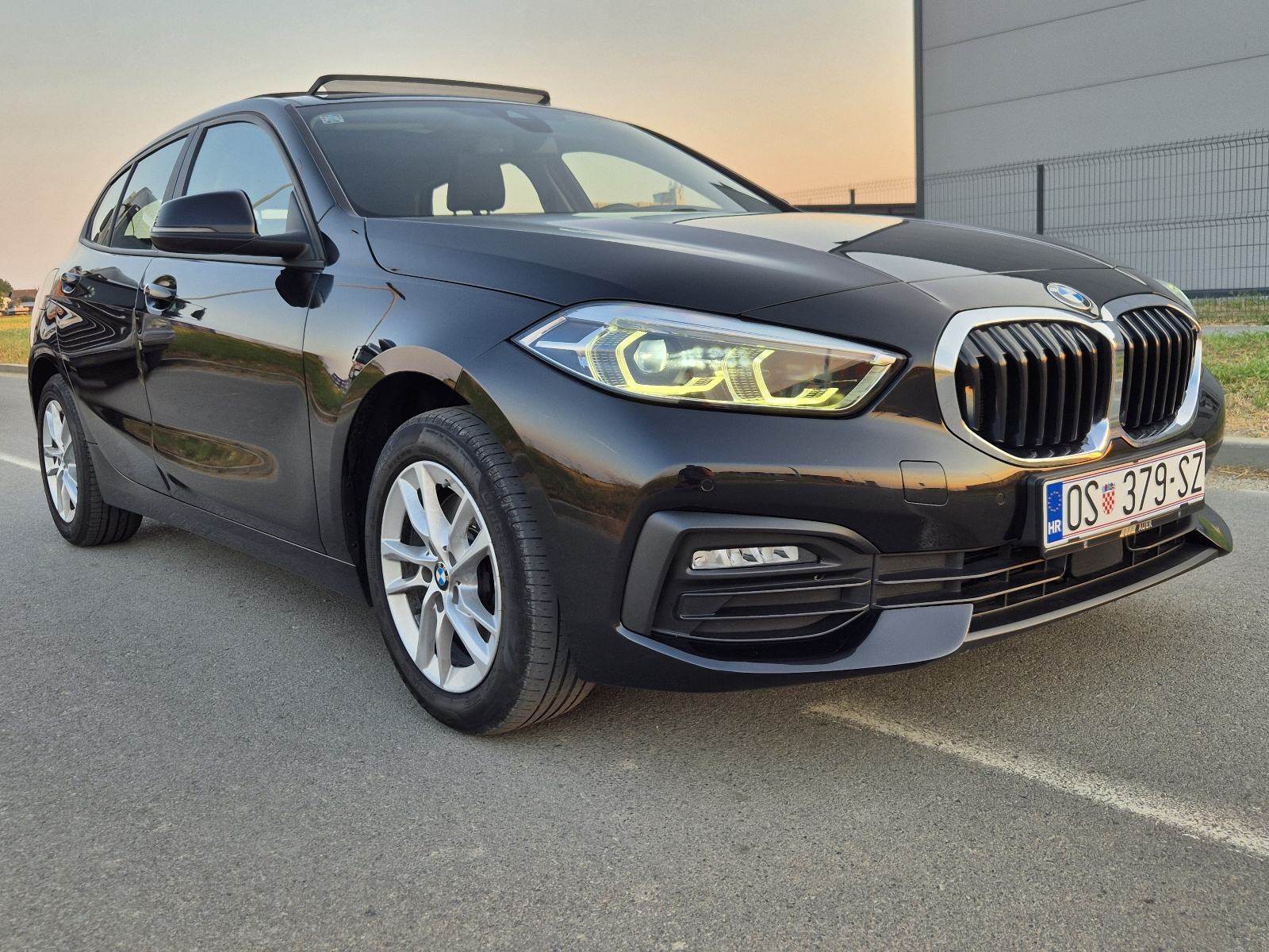 BMW serija 1 118i automatik panorama, fotografija 3