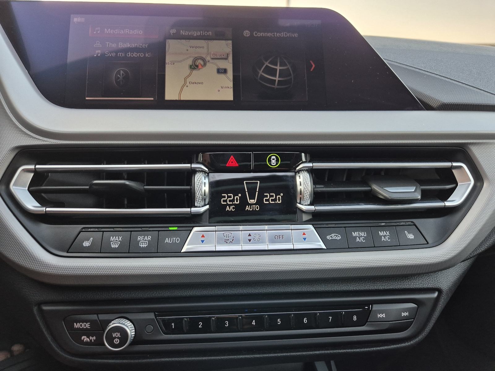 BMW serija 1 118i automatik panorama, fotografija 15