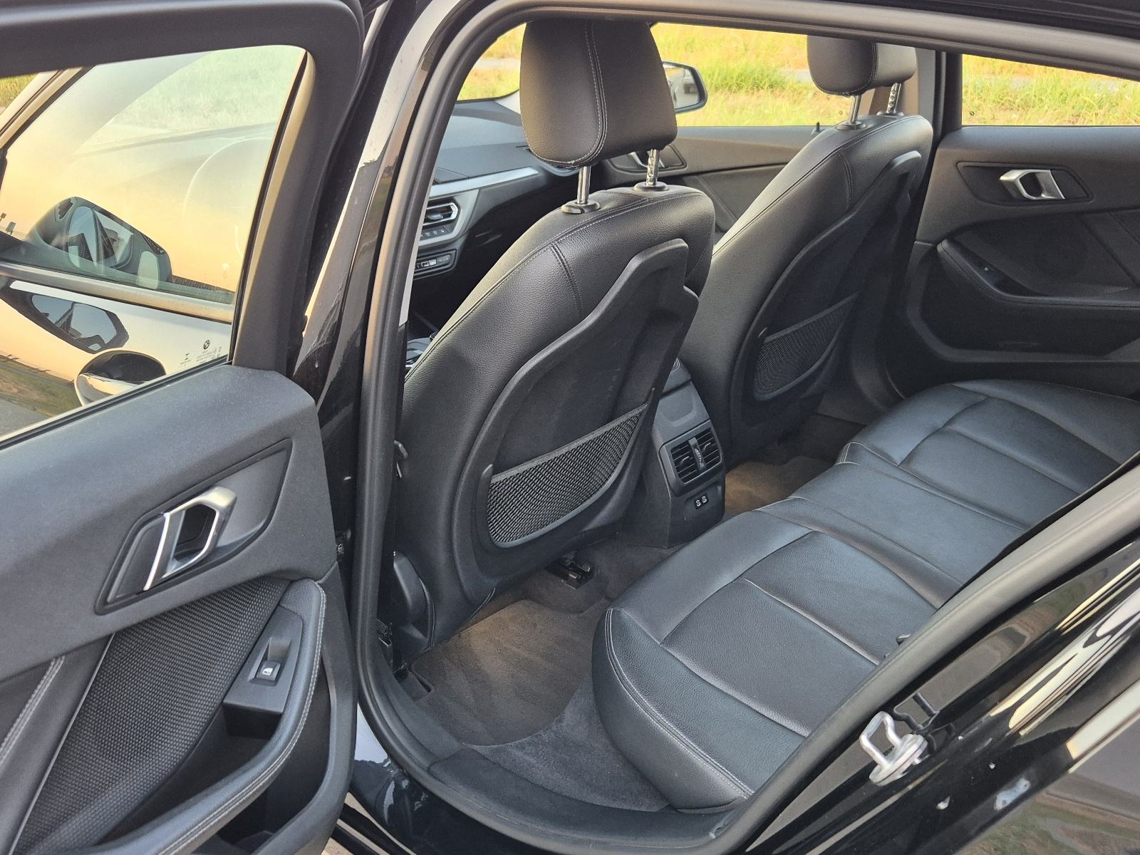 BMW serija 1 118i automatik panorama, fotografija 12