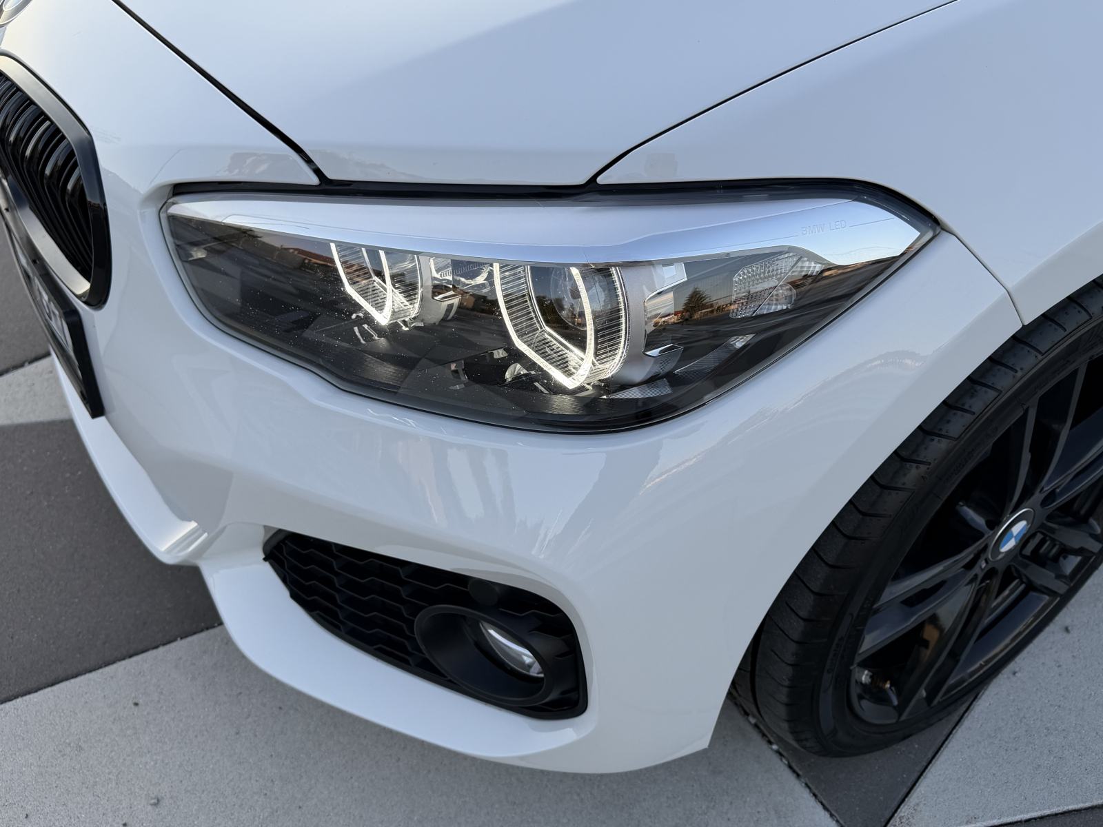 BMW serija 1 118i LCI2 M PAKET VIRTUAL SHADOWLINE NAVI LED ALCANTARA, fotografija 8