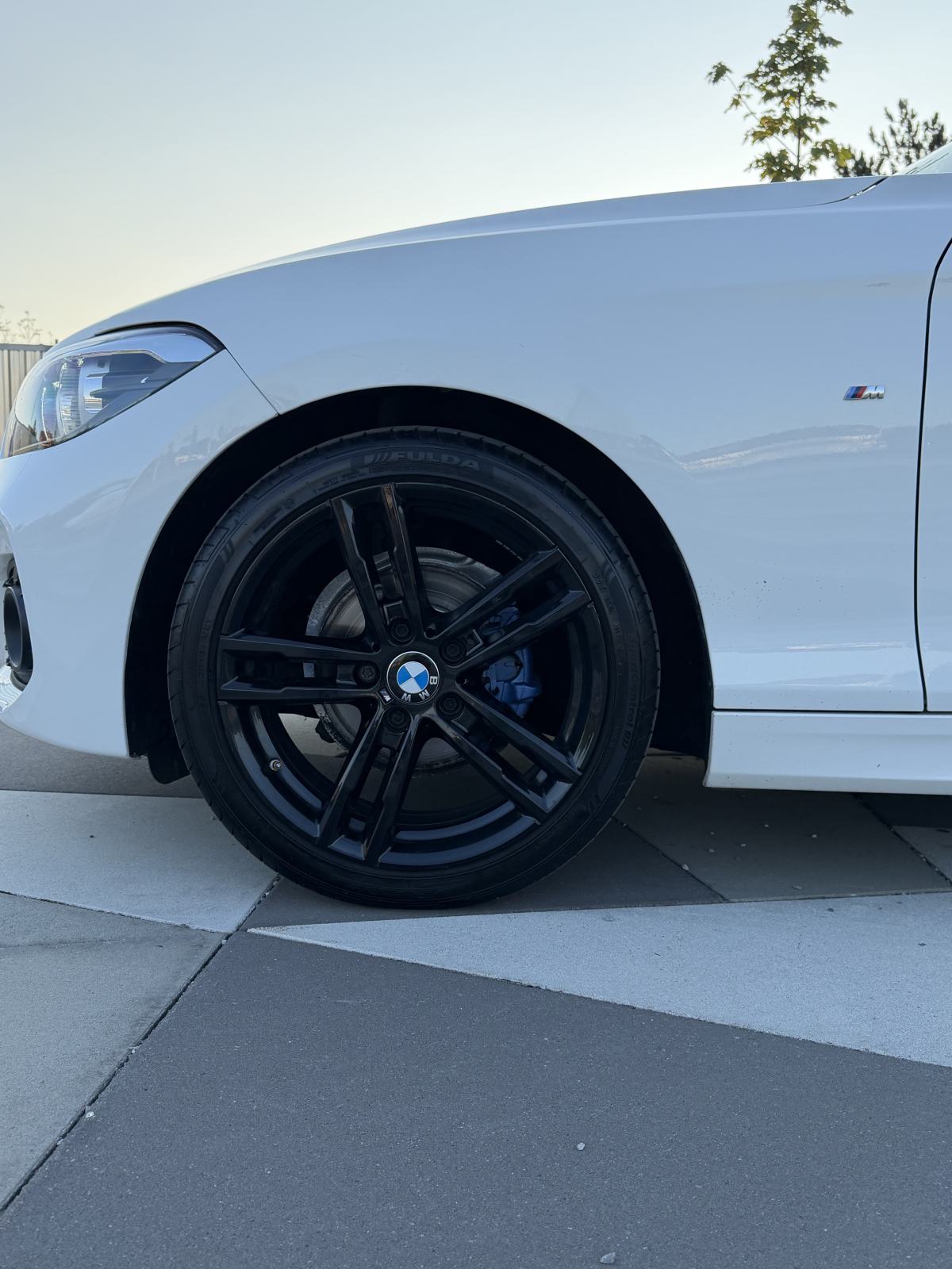 BMW serija 1 118i LCI2 M PAKET VIRTUAL SHADOWLINE NAVI LED ALCANTARA, fotografija 7