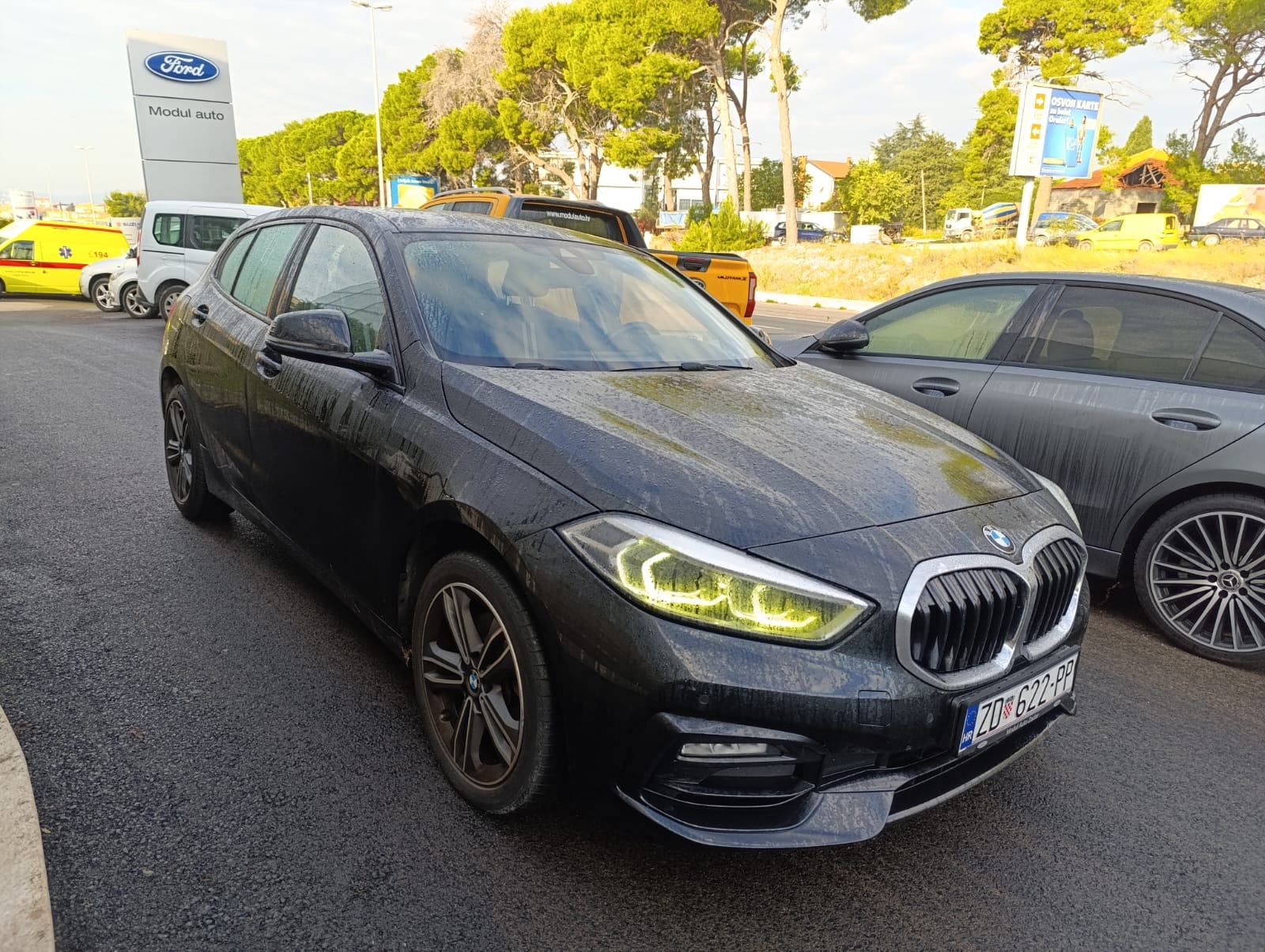 BMW serija 1 118i, fotografija 2
