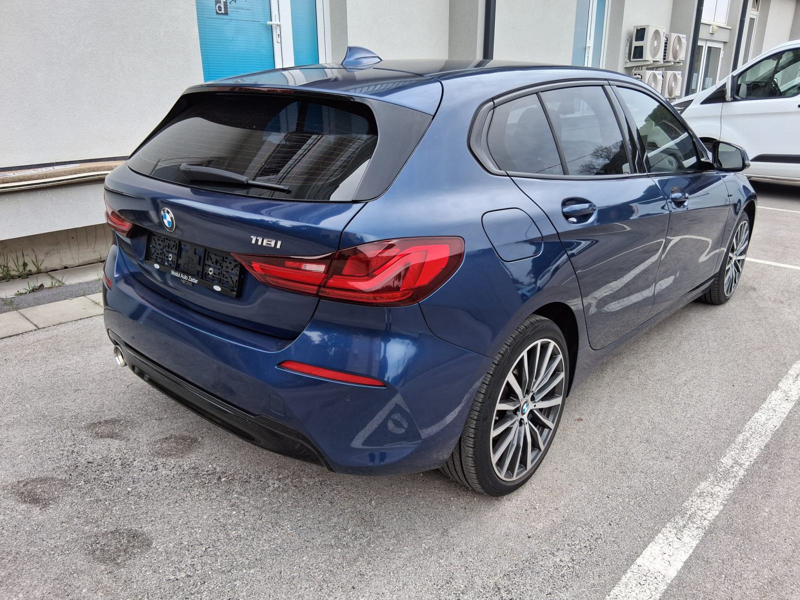 BMW serija 1 118i, fotografija 4