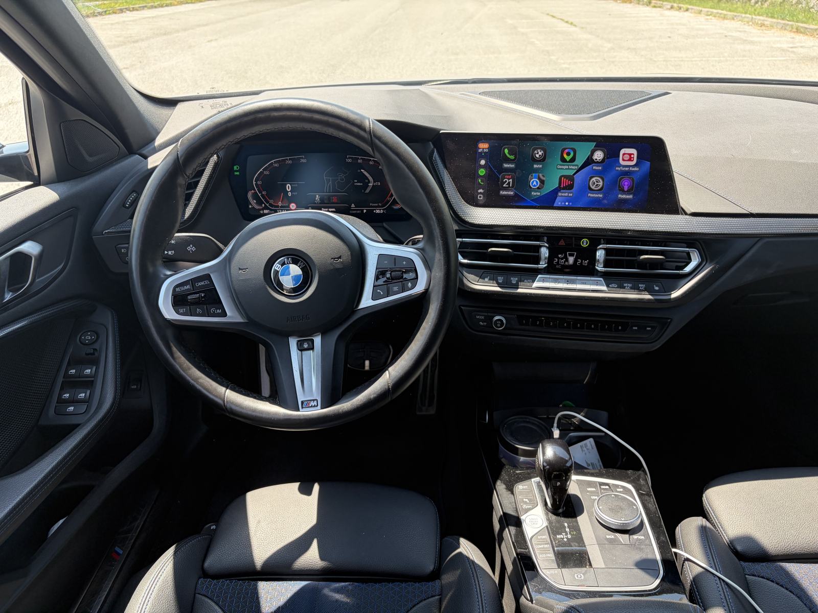 Bmw 118i, M paket, 2024. godina, fotografija 6