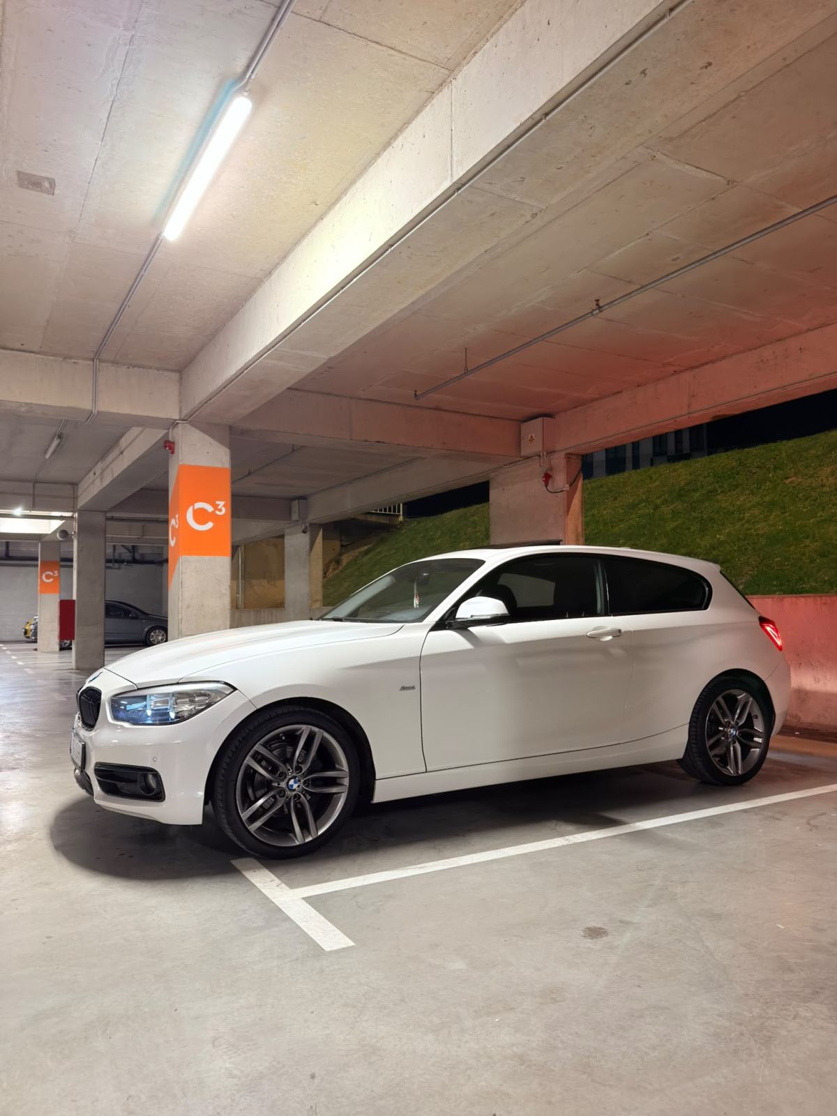 BMW serija 1 118i, fotografija 5