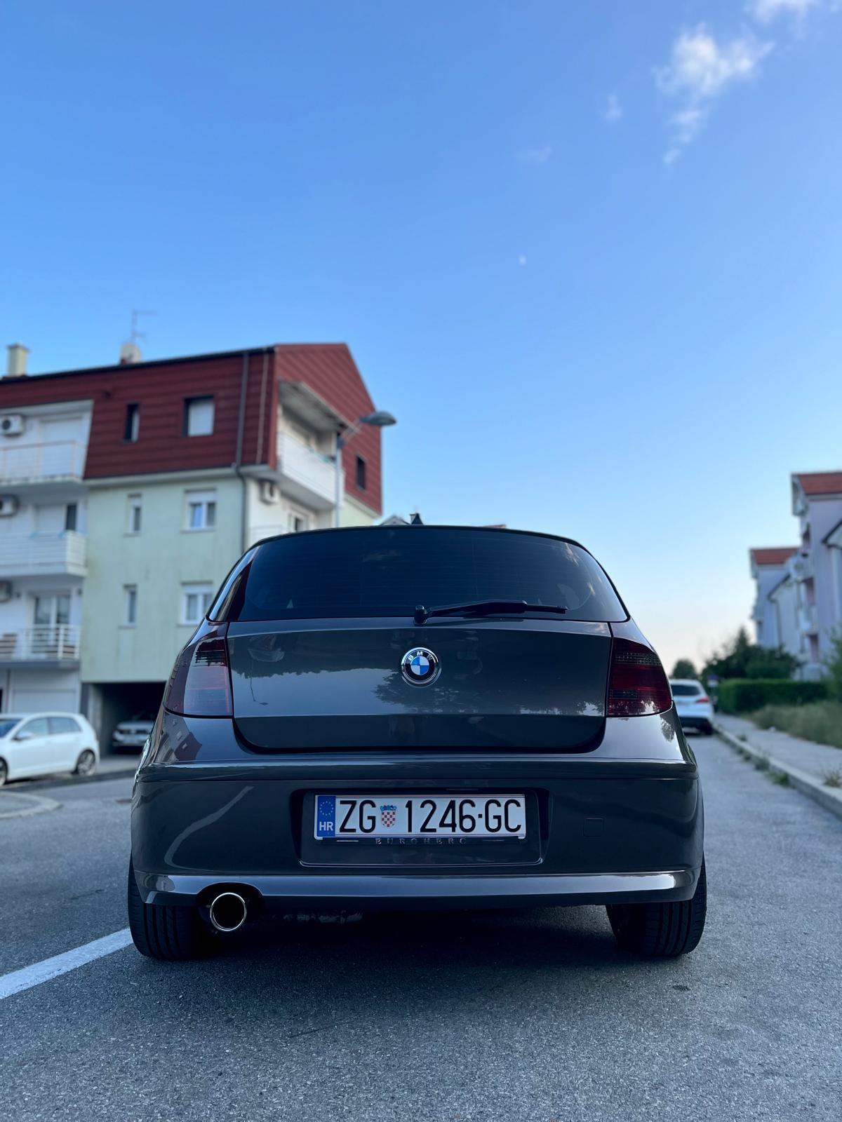 BMW serija 1 118i Advantage, fotografija 4